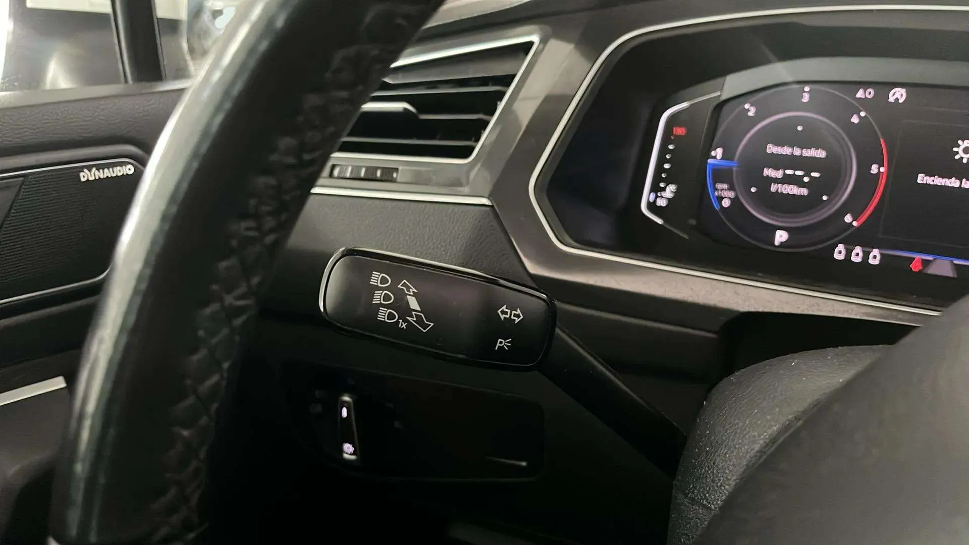 Volkswagen Tiguan Sport 2.0 TDI 4Motion DSG - foto 13