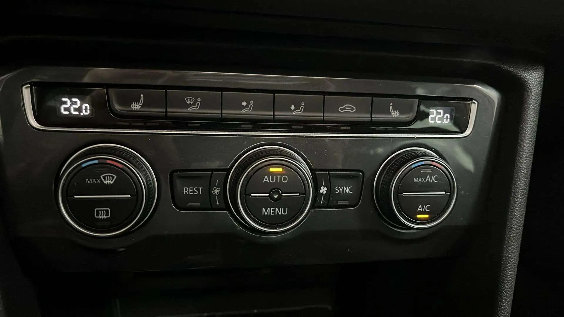 Volkswagen Tiguan Sport 2.0 TDI 4Motion DSG - foto 17