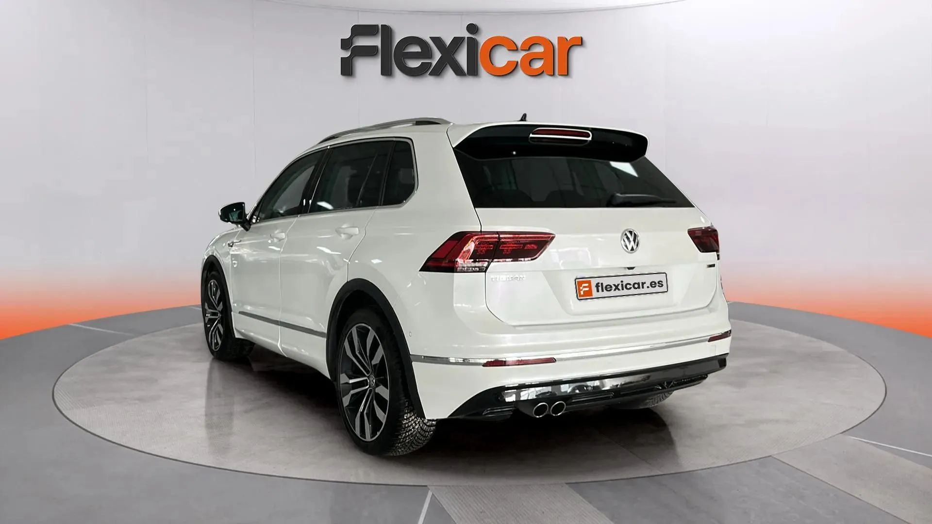 Volkswagen Tiguan Sport 2.0 TDI 4Motion DSG - foto 6