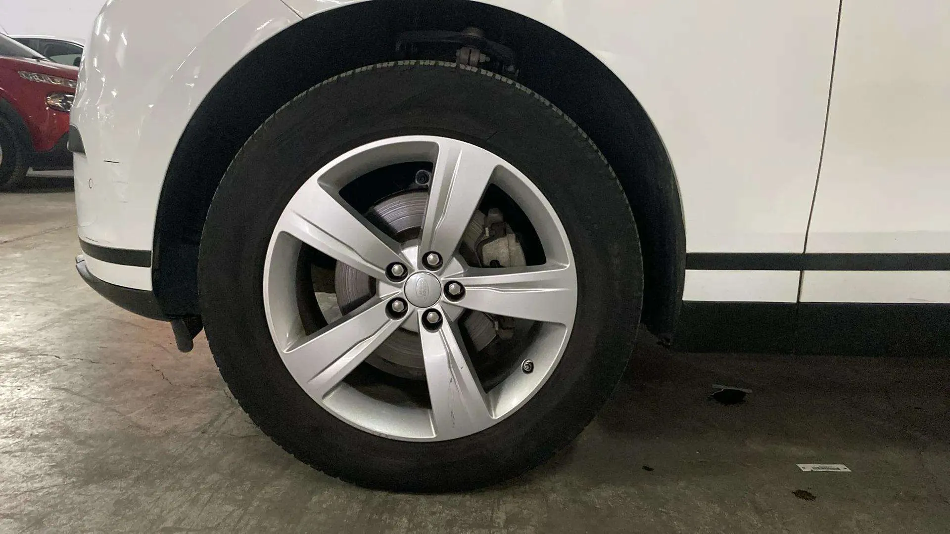 Land Rover Range Rover Velar 2.0 D180 4WD - foto 29