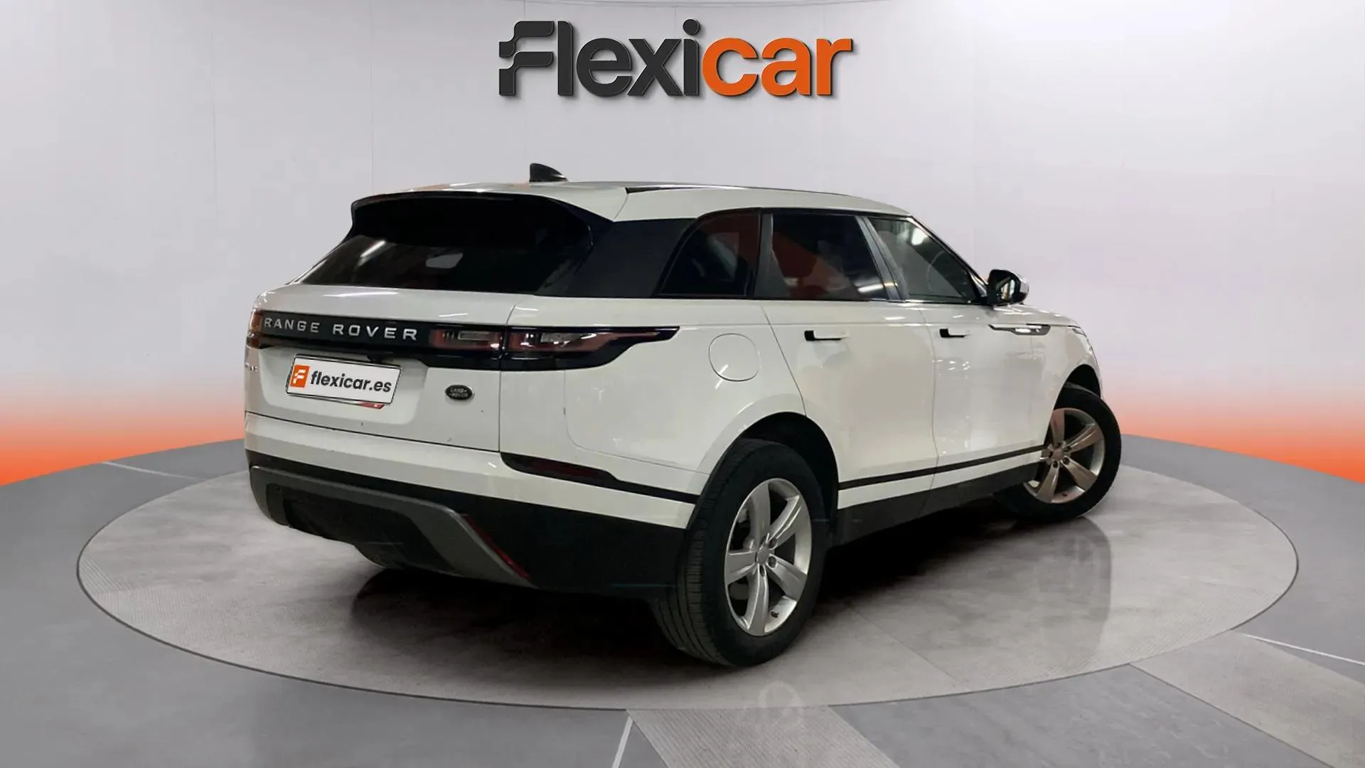 Land Rover Range Rover Velar 2.0 D180 4WD - foto 7