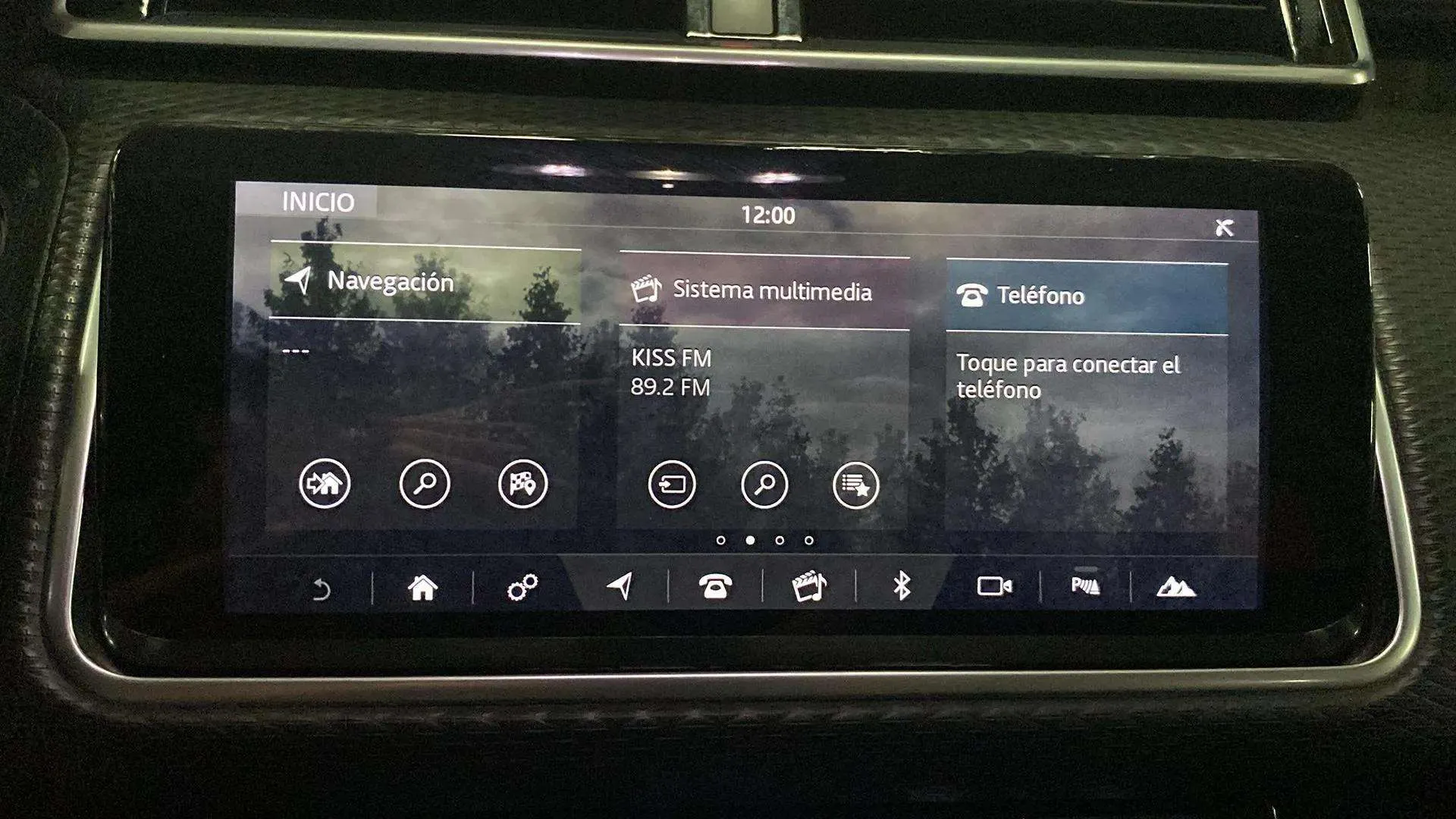 Land Rover Range Rover Velar 2.0 D180 4WD - foto 19