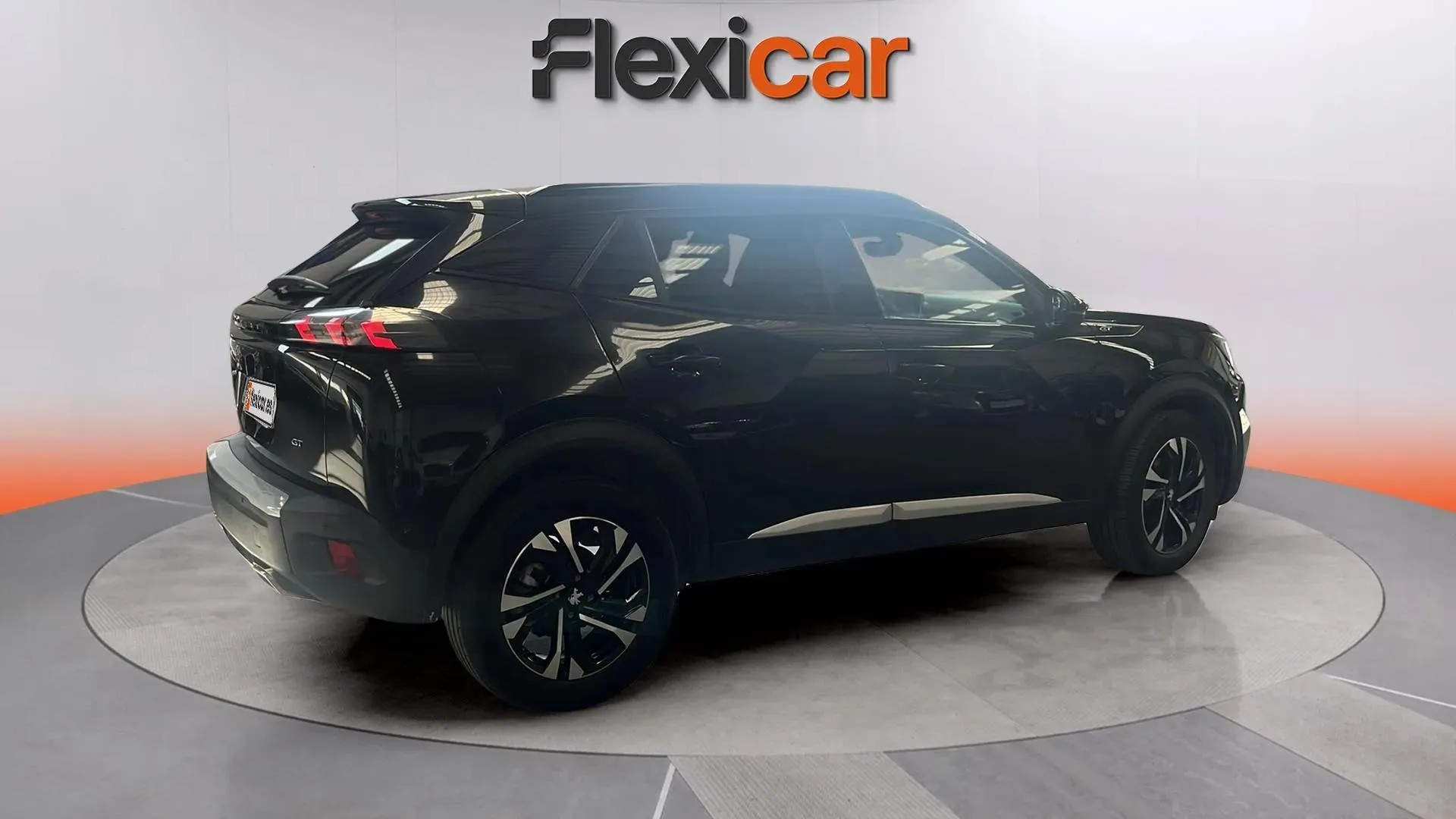 Peugeot 2008 GT Pack PureTech 130 EAT8 - foto 5