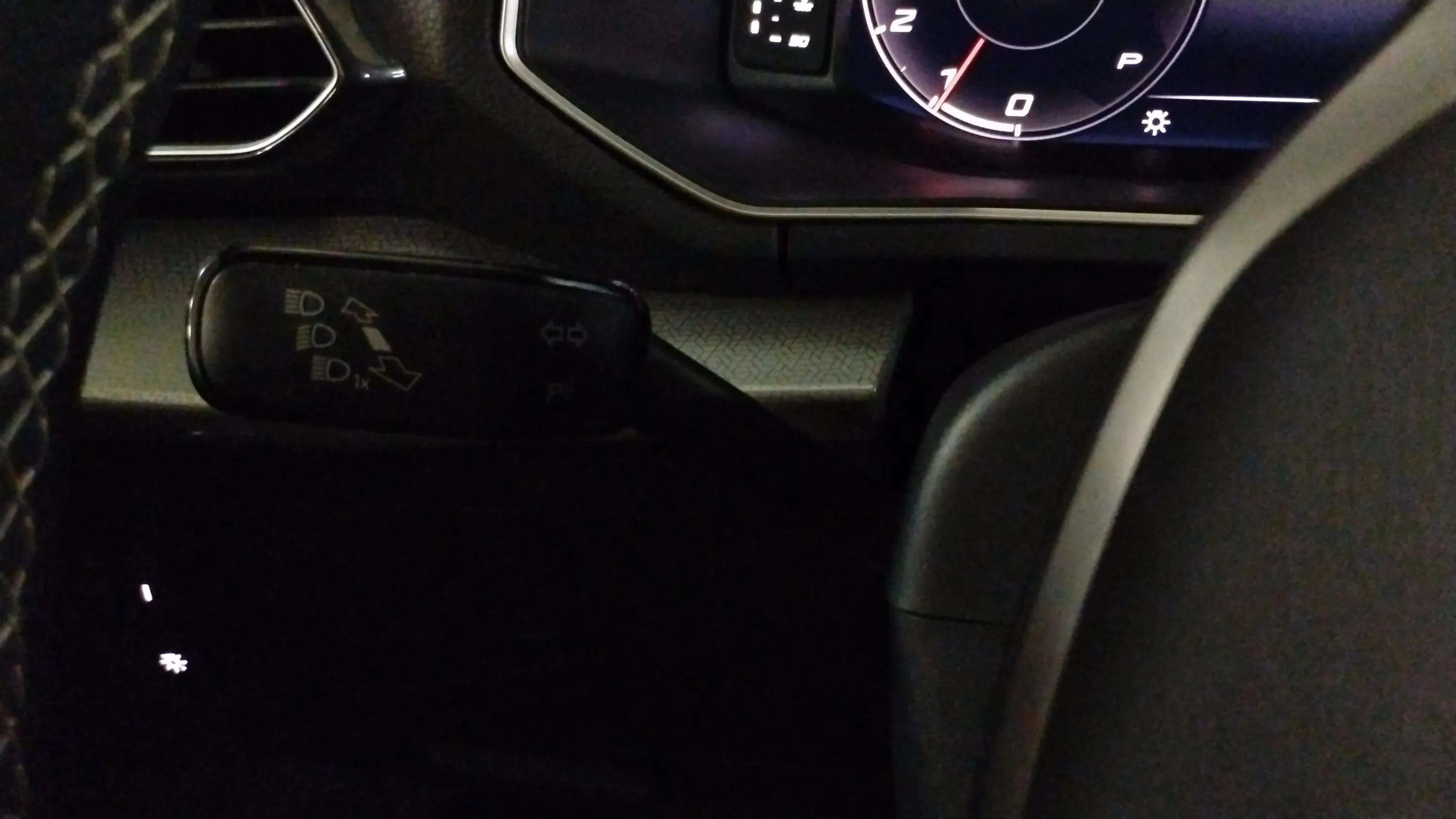 SEAT Tarraco 1.5 TSI DSG Style - foto 21