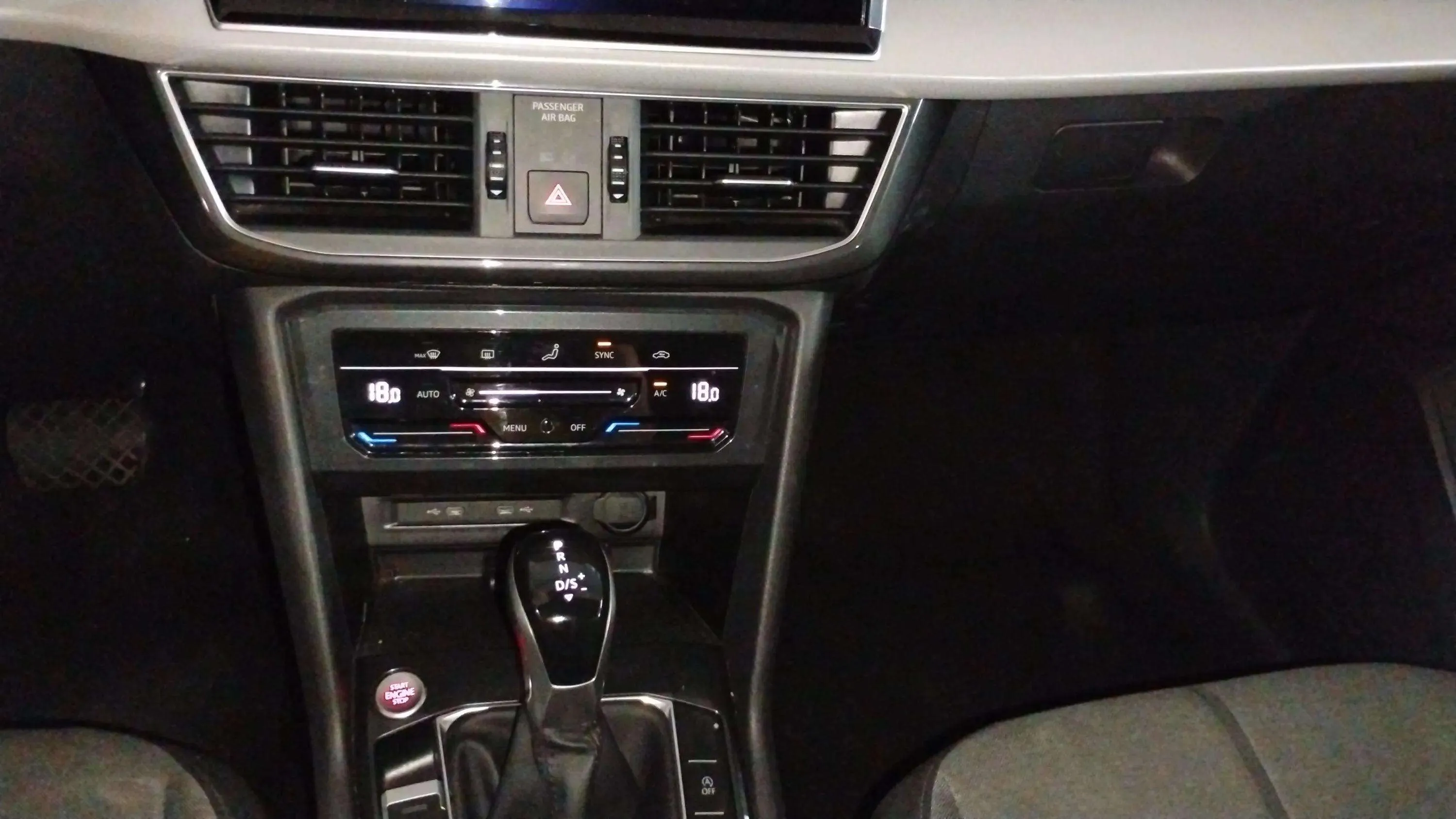 SEAT Tarraco 1.5 TSI DSG Style - foto 24