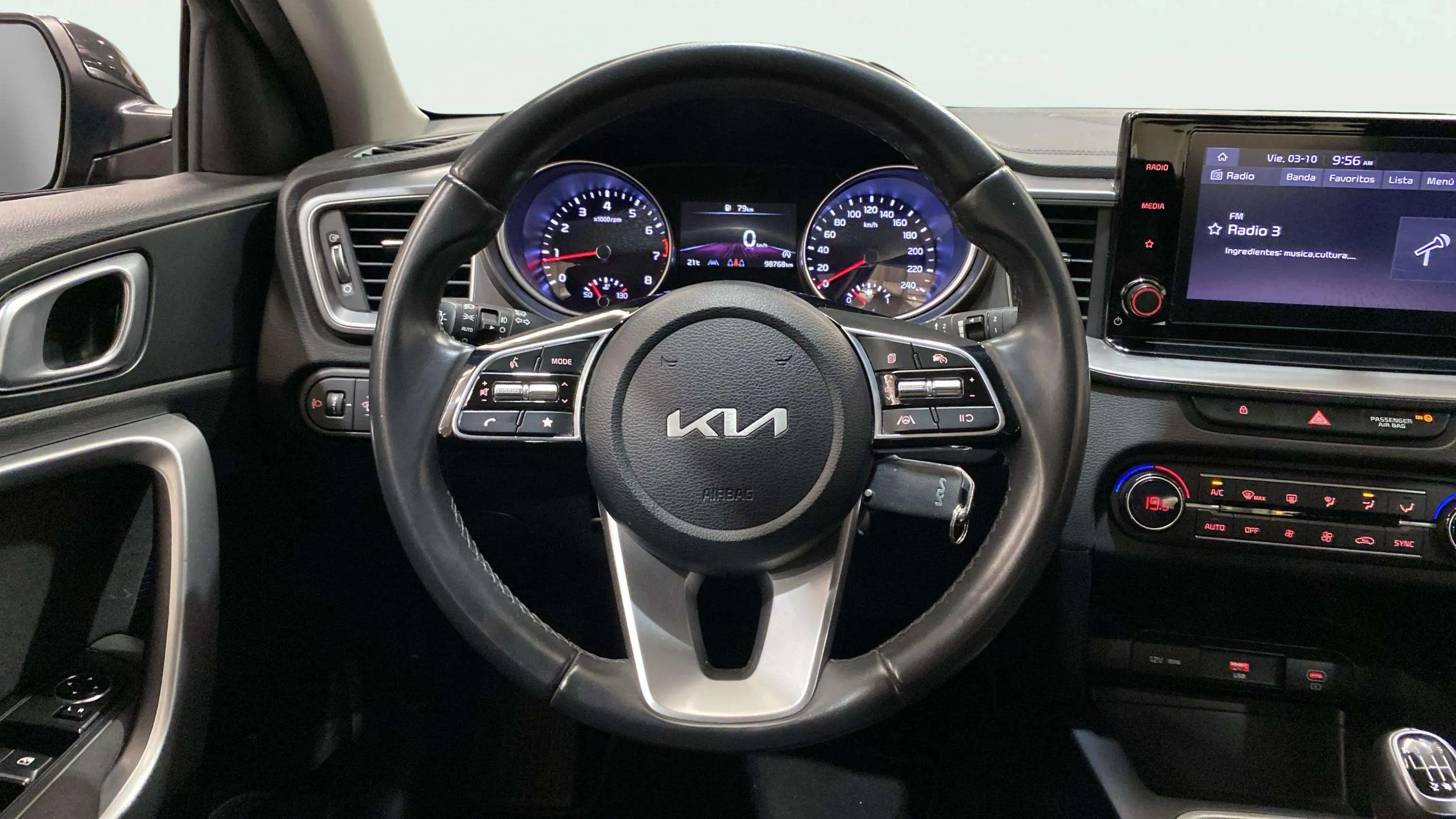 Kia XCeed 1.5 T-GDi Drive - foto 18
