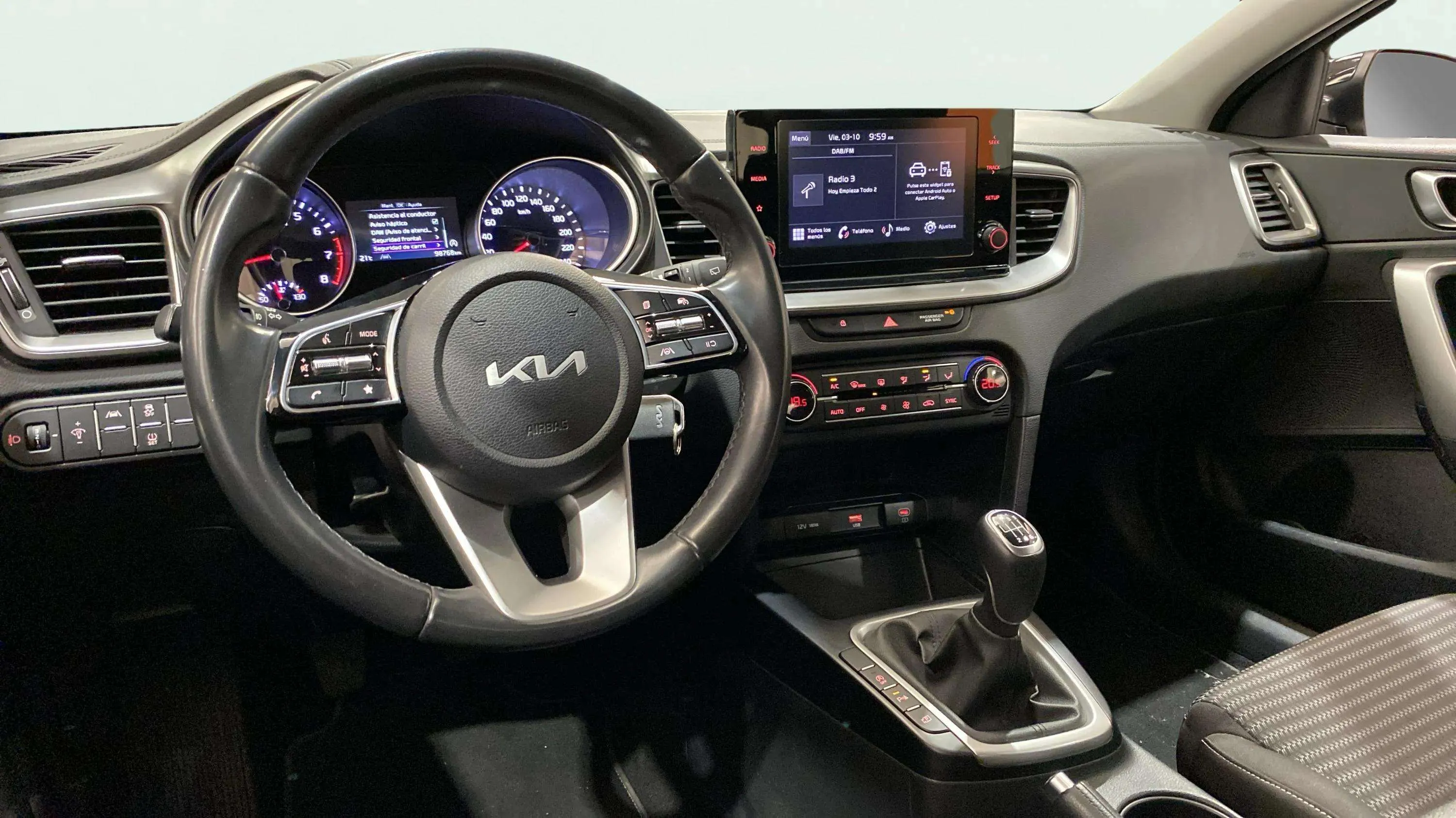 Kia XCeed 1.5 T-GDi Drive - foto 31
