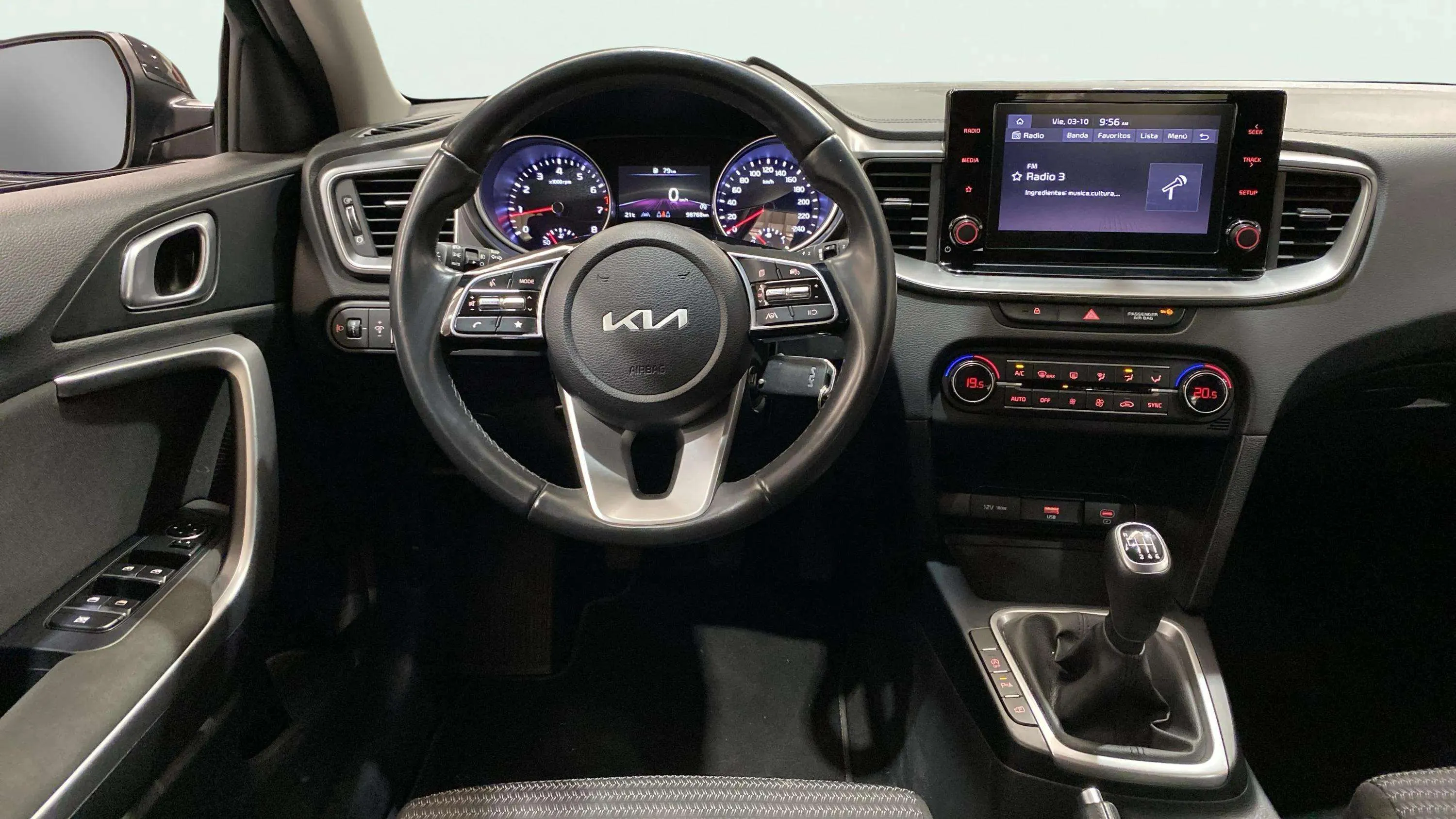 Kia XCeed 1.5 T-GDi Drive - foto 15