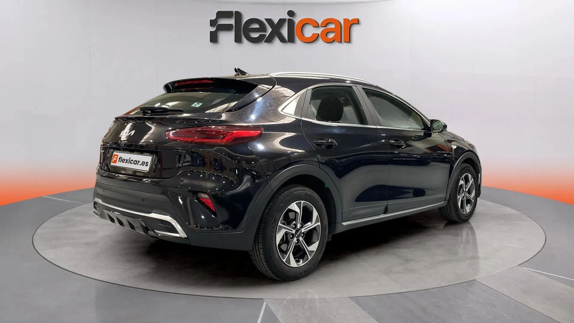 Kia XCeed 1.5 T-GDi Drive - foto 8
