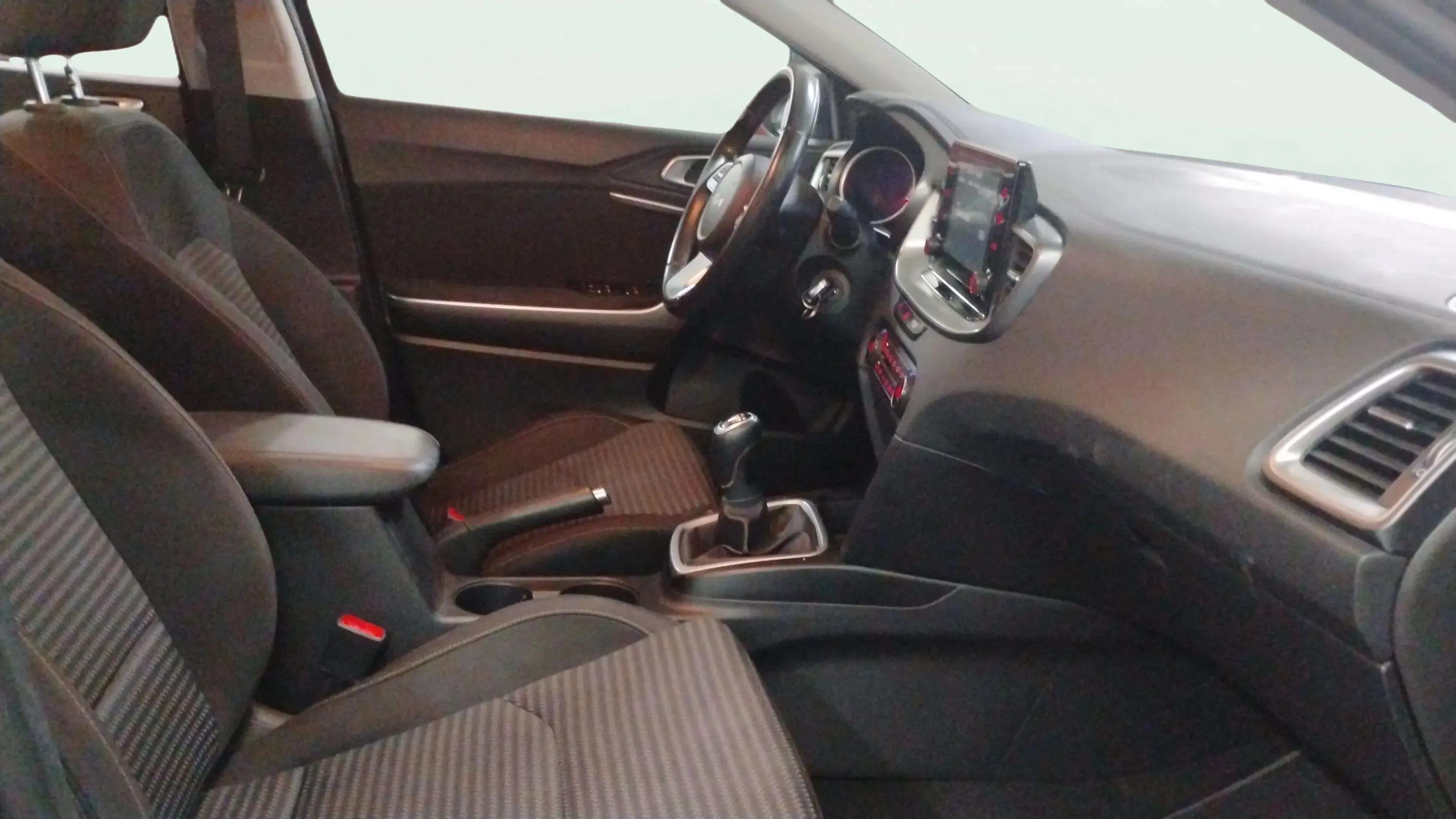 Kia XCeed 1.0 T-GDi Drive - foto 12