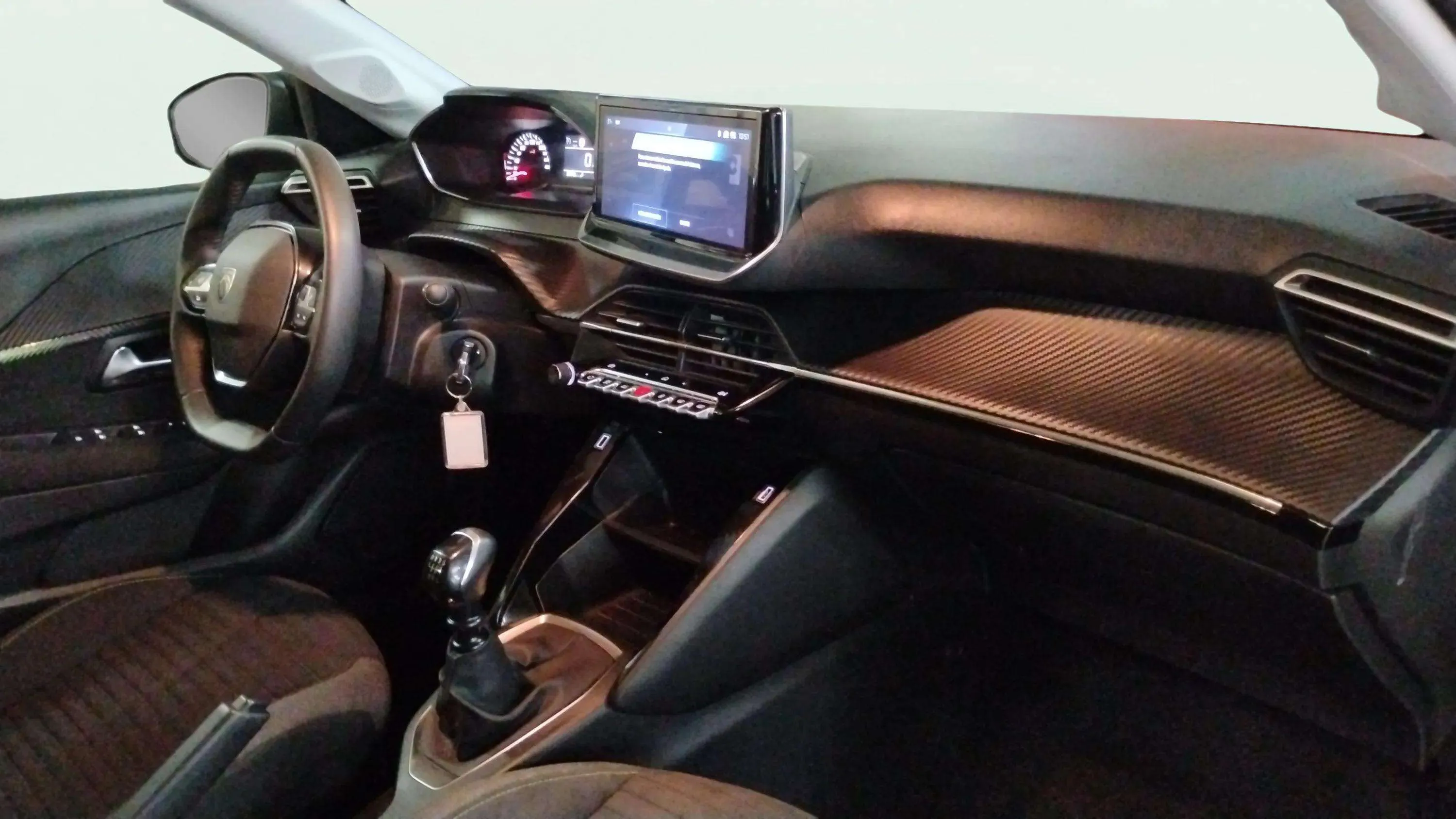 Peugeot 208 Allure PureTech 100 - foto 9