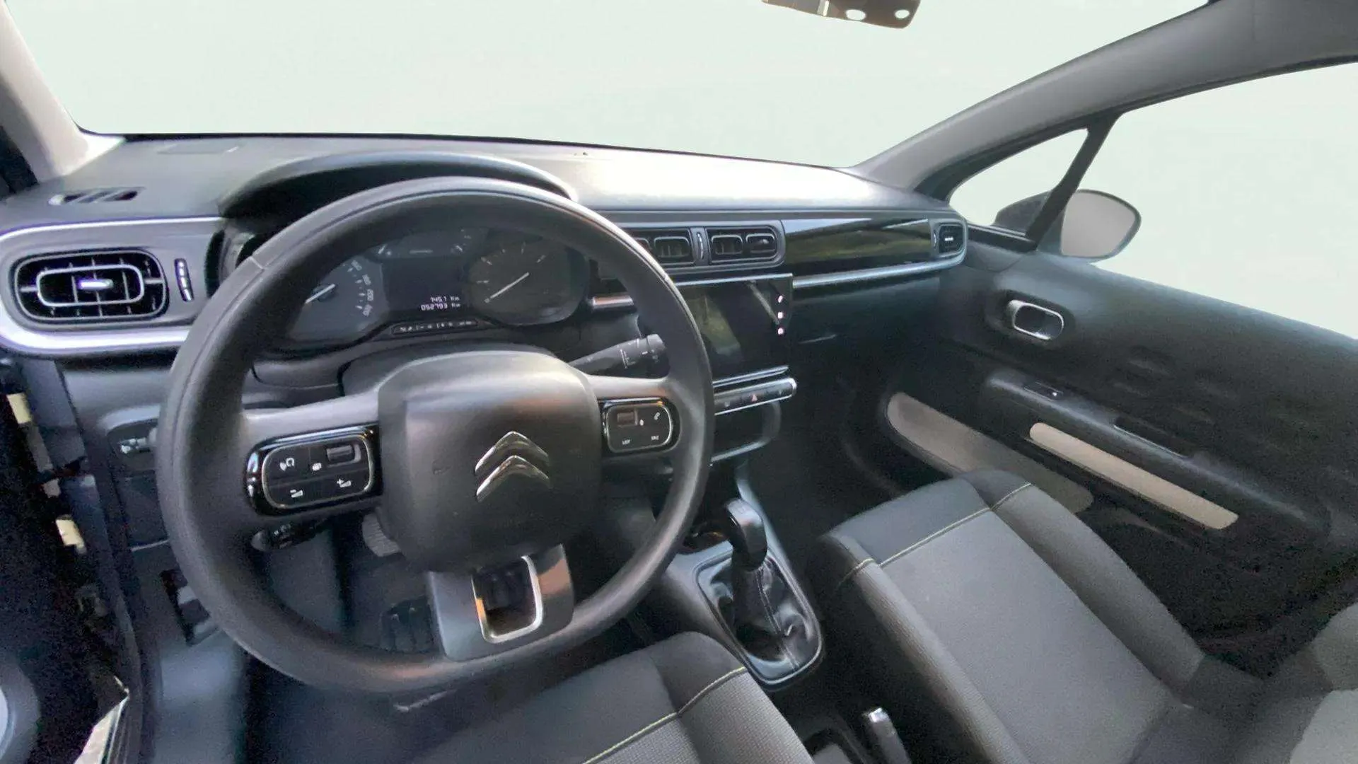 Citroën C3 PureTech Plus - foto 11