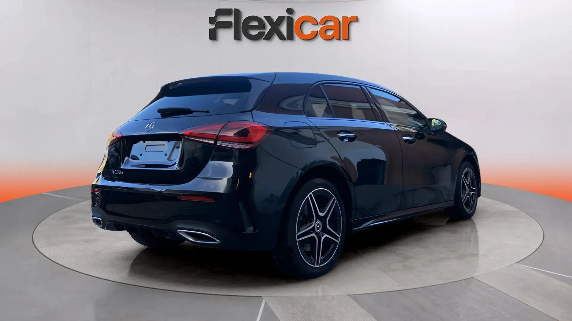 Mercedes-Benz Clase A A 250 e - foto 6