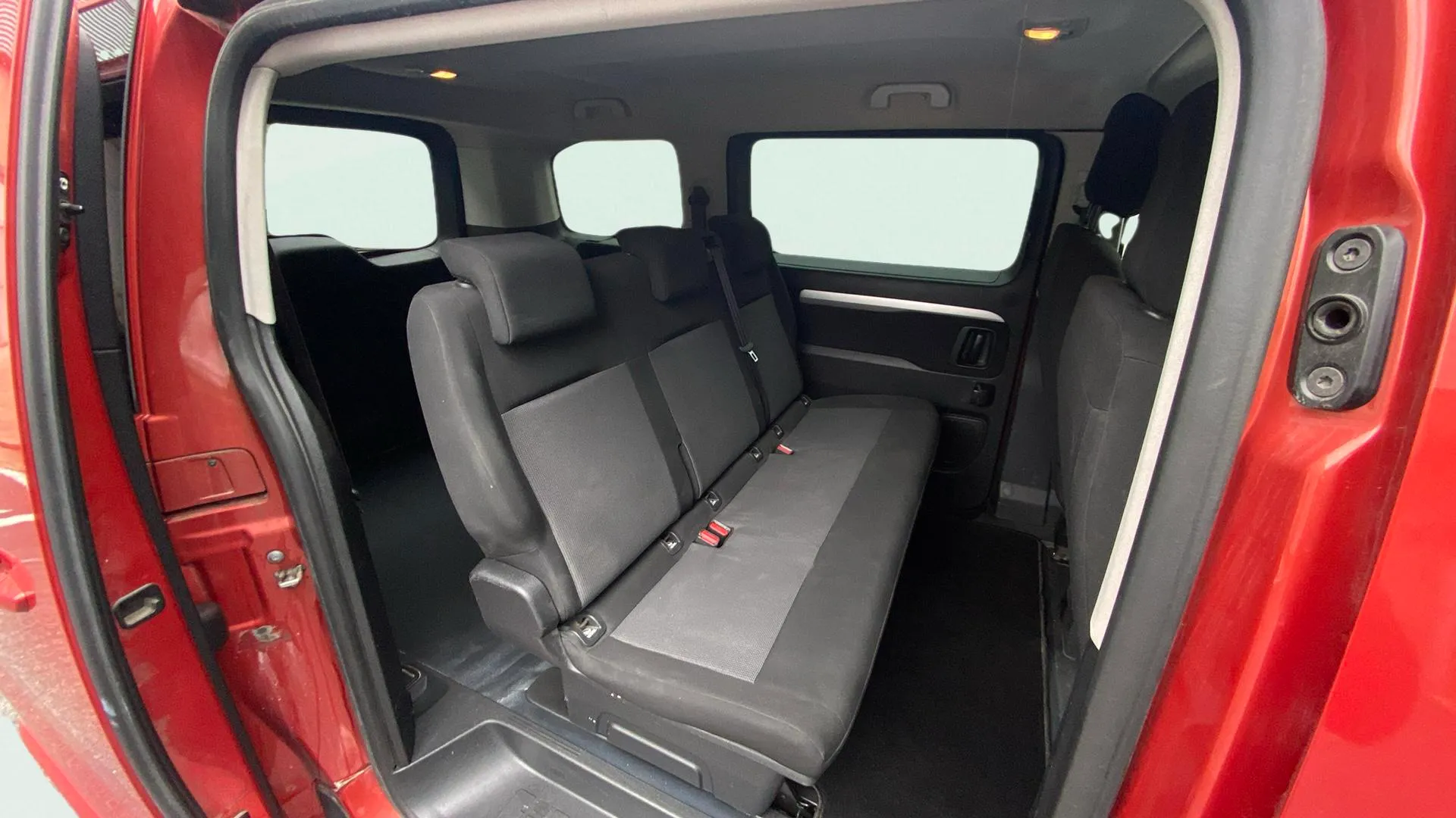 Peugeot Traveller Active 1.6 BlueHDi Compact - foto 20