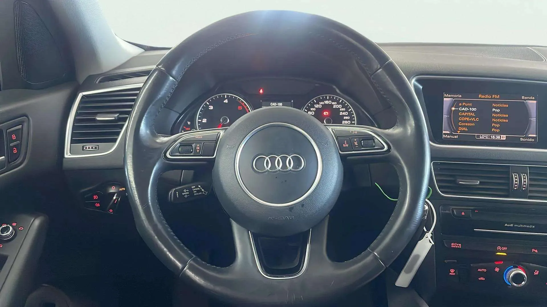 Audi Q5 2.0 TDI ultra S line edition - foto 8