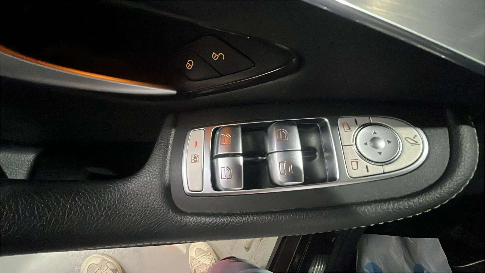 Mercedes-Benz GLC 300 de 4MATIC - foto 29
