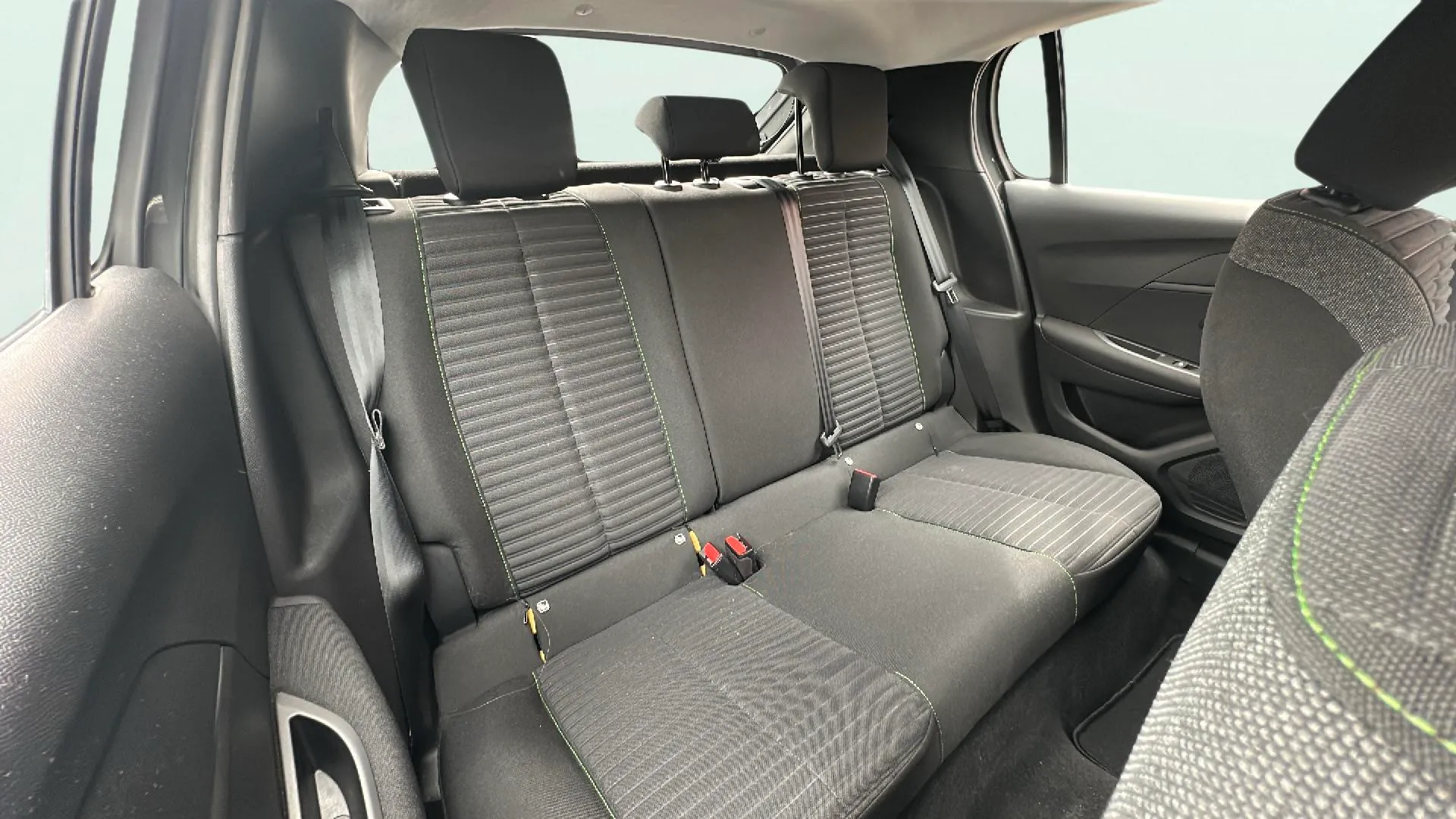 Peugeot 208 Style Gasolina 100 - foto 17
