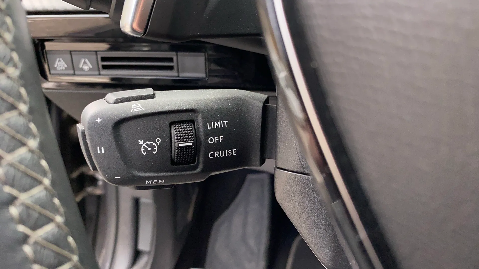 Peugeot 508 SW Allure Pack PureTech 130 EAT8 - foto 14