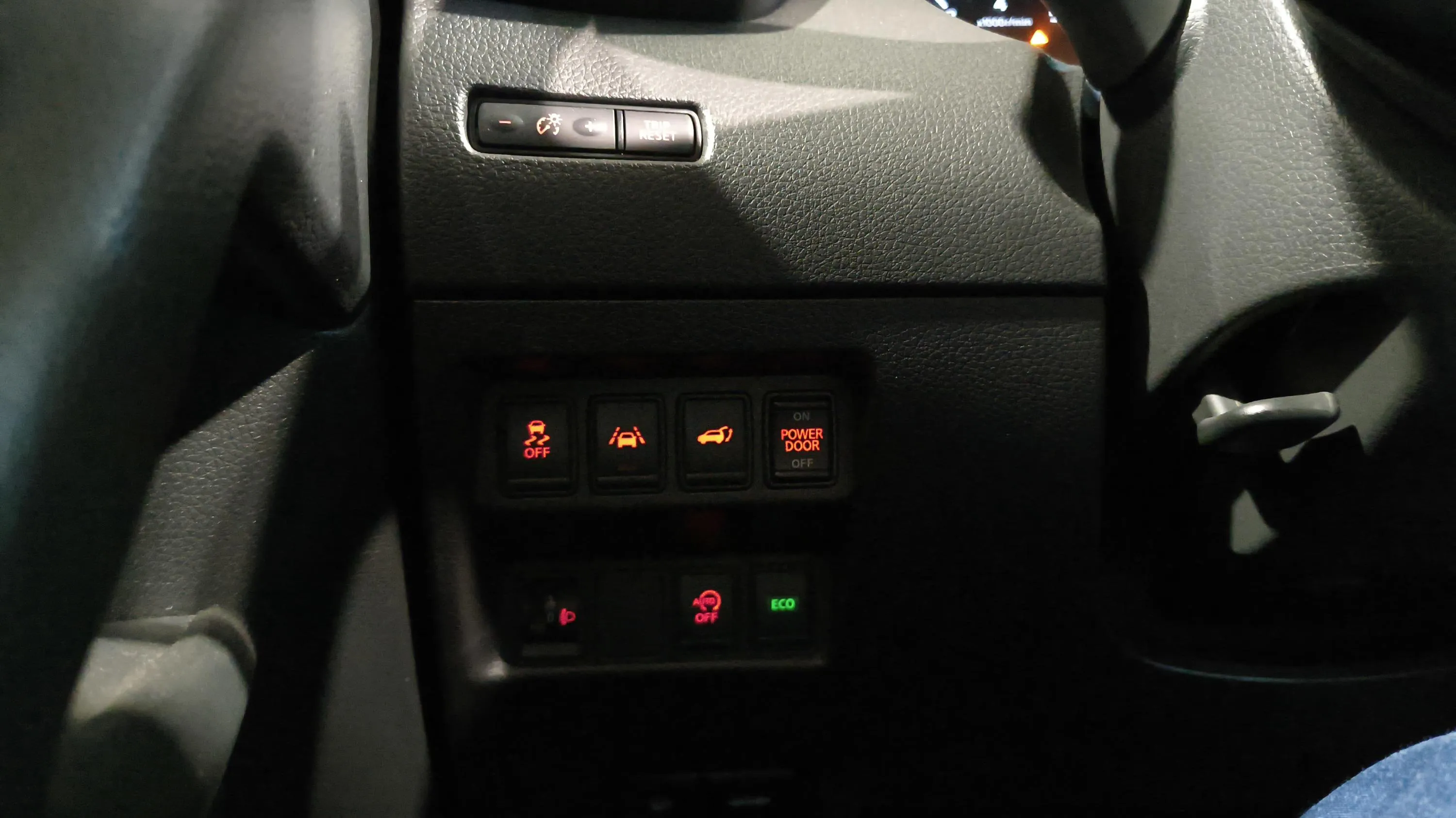 Nissan X-Trail DIG-T E6D DCT N-Conn. - foto 17