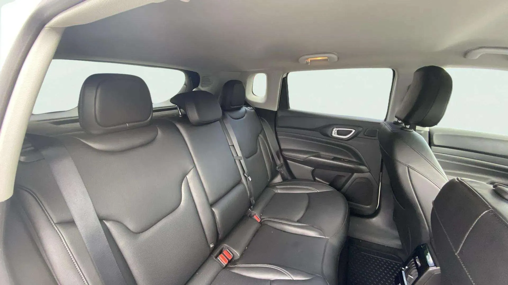 Jeep Compass 4xe 1.3 PHEV S AWD - foto 17