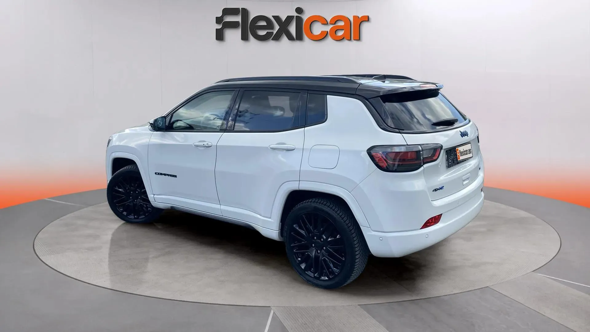 Jeep Compass 4xe 1.3 PHEV S AWD - foto 8