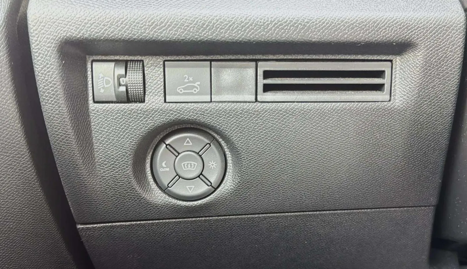 Citroën C4 X PureTech 130 EAT8 Feel Pack - foto 18