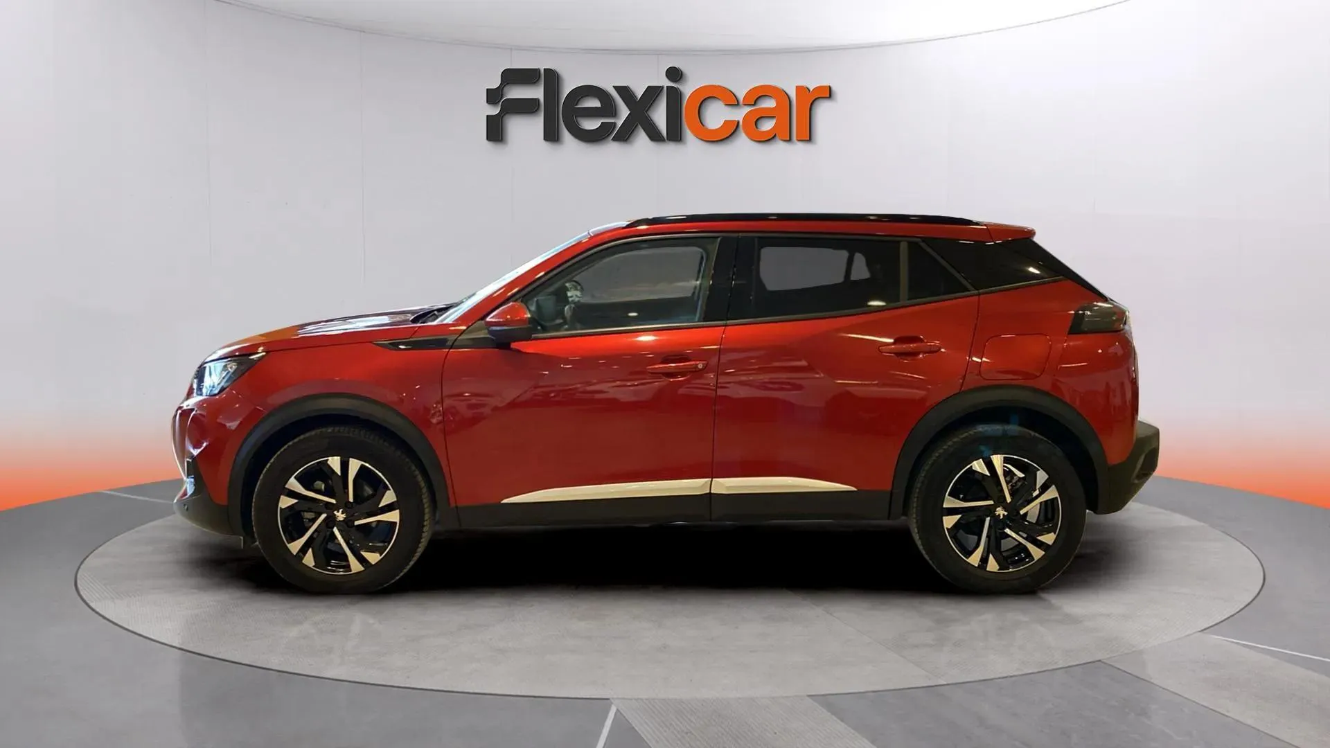 Peugeot 2008 Allure PureTech 100 BVM6 - foto 4