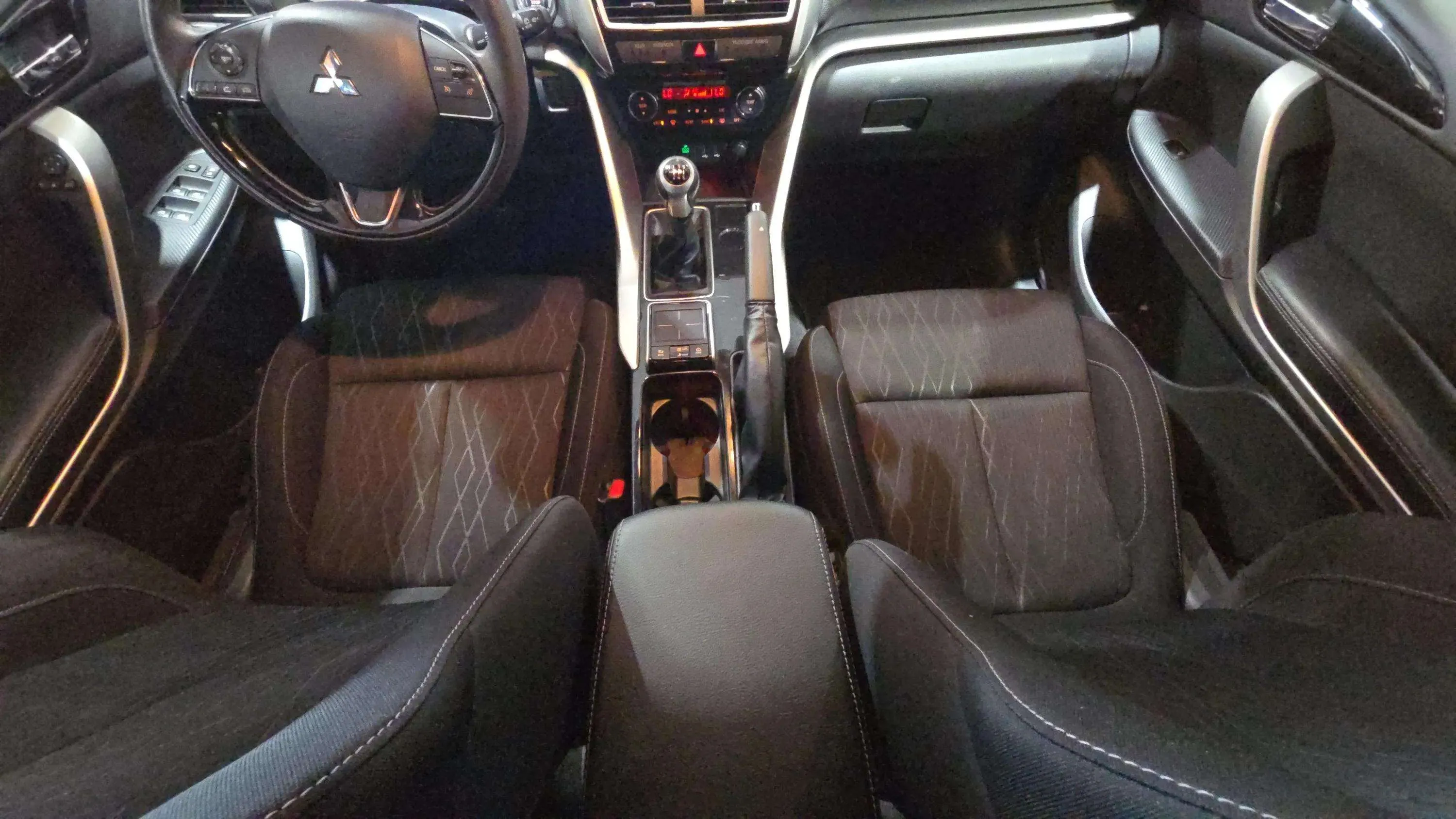 Mitsubishi Eclipse Cross 150T Motion - foto 26