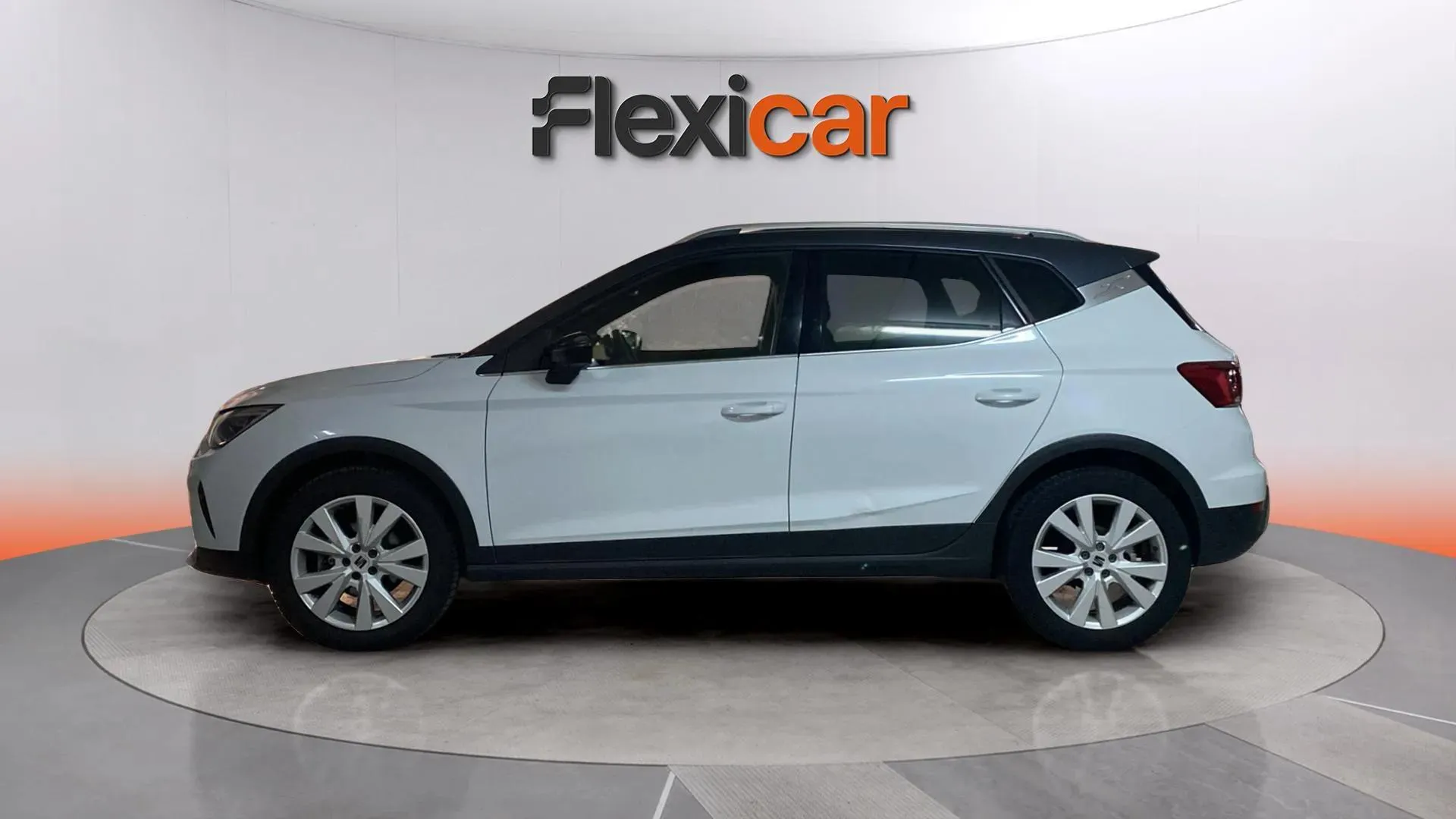 SEAT Arona 1.0 TSI DSG FR - foto 4