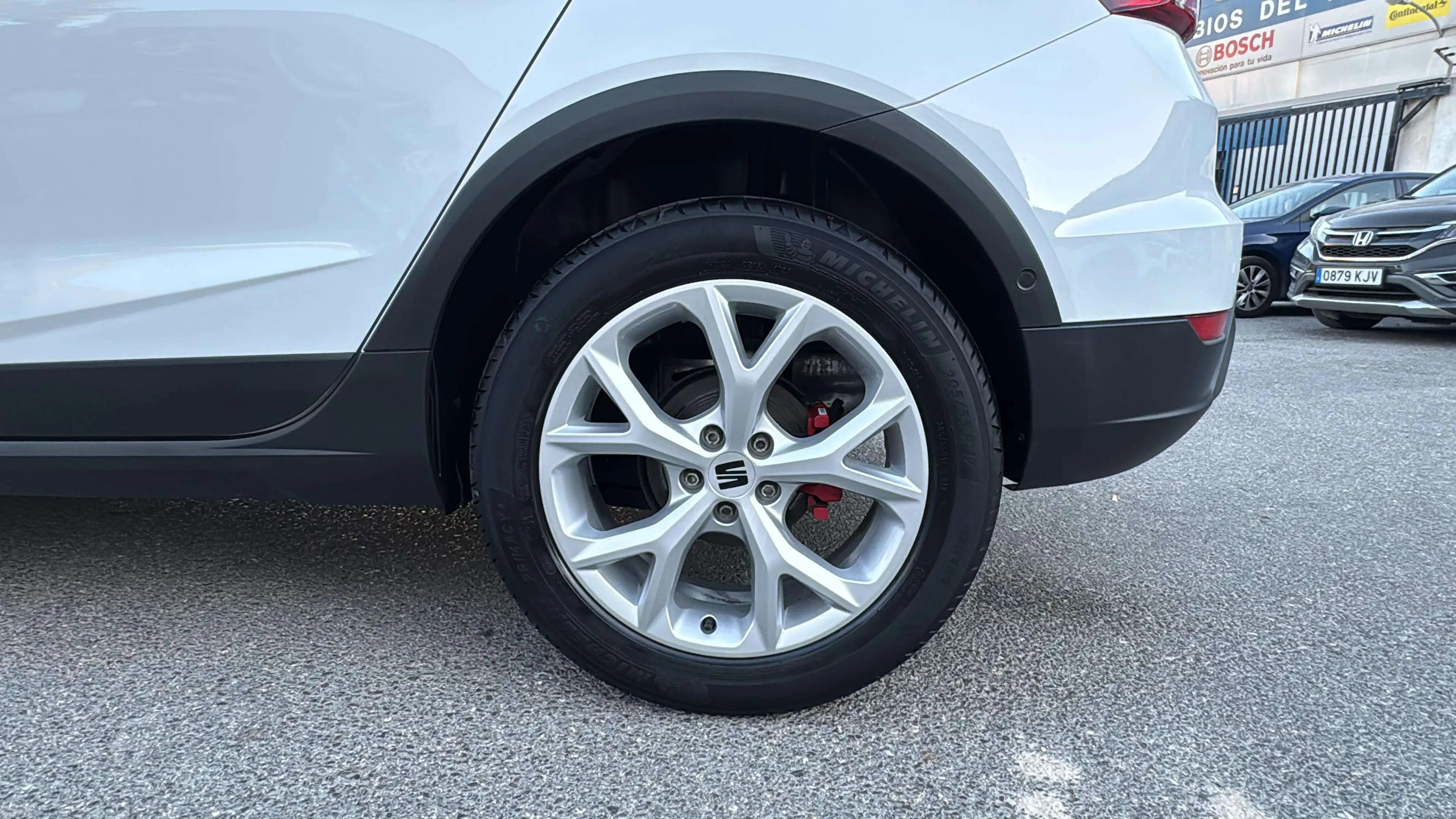 SEAT Arona 1.5 TSI DSG FR - foto 10