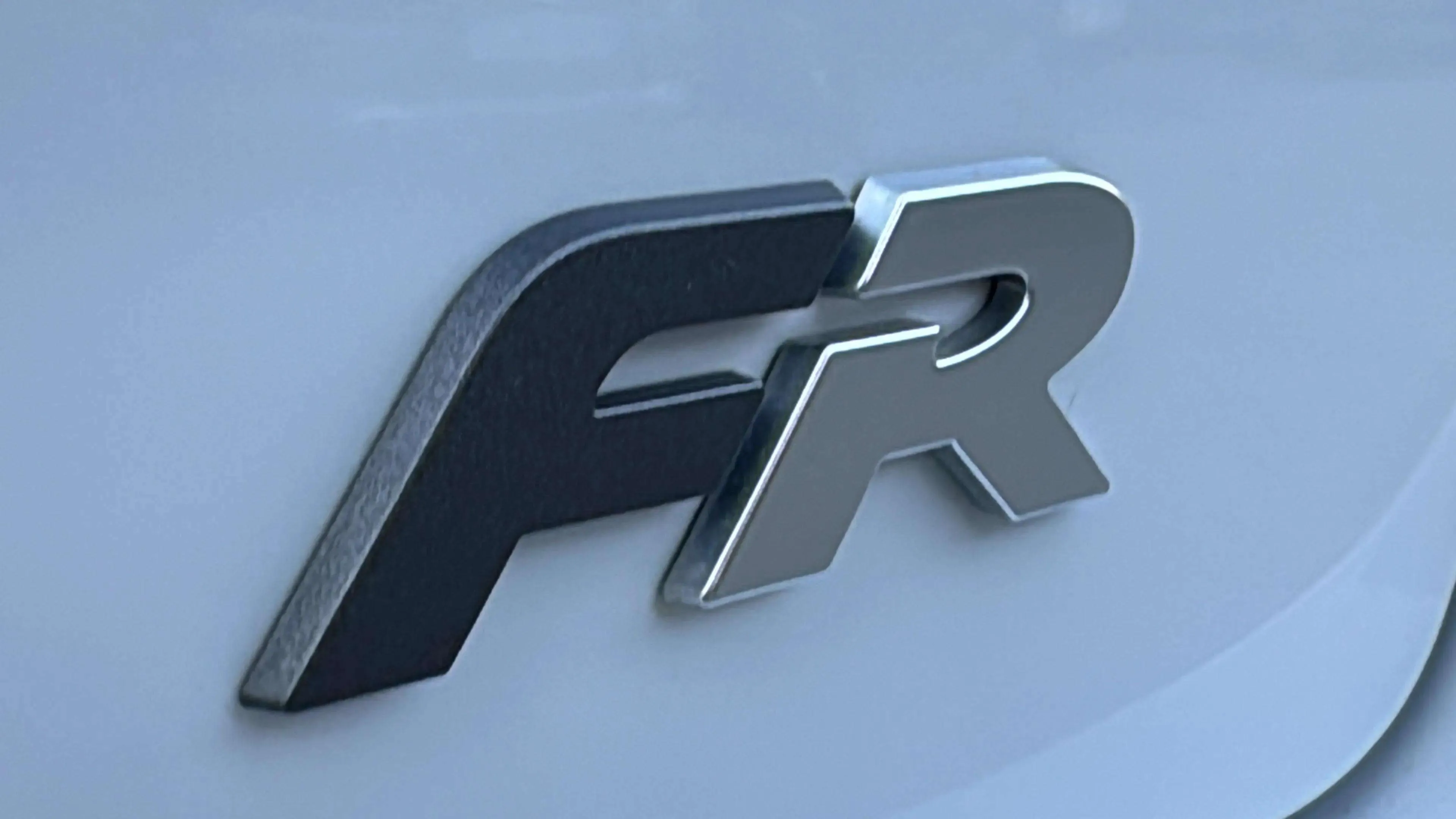 SEAT Arona 1.5 TSI DSG FR - foto 14
