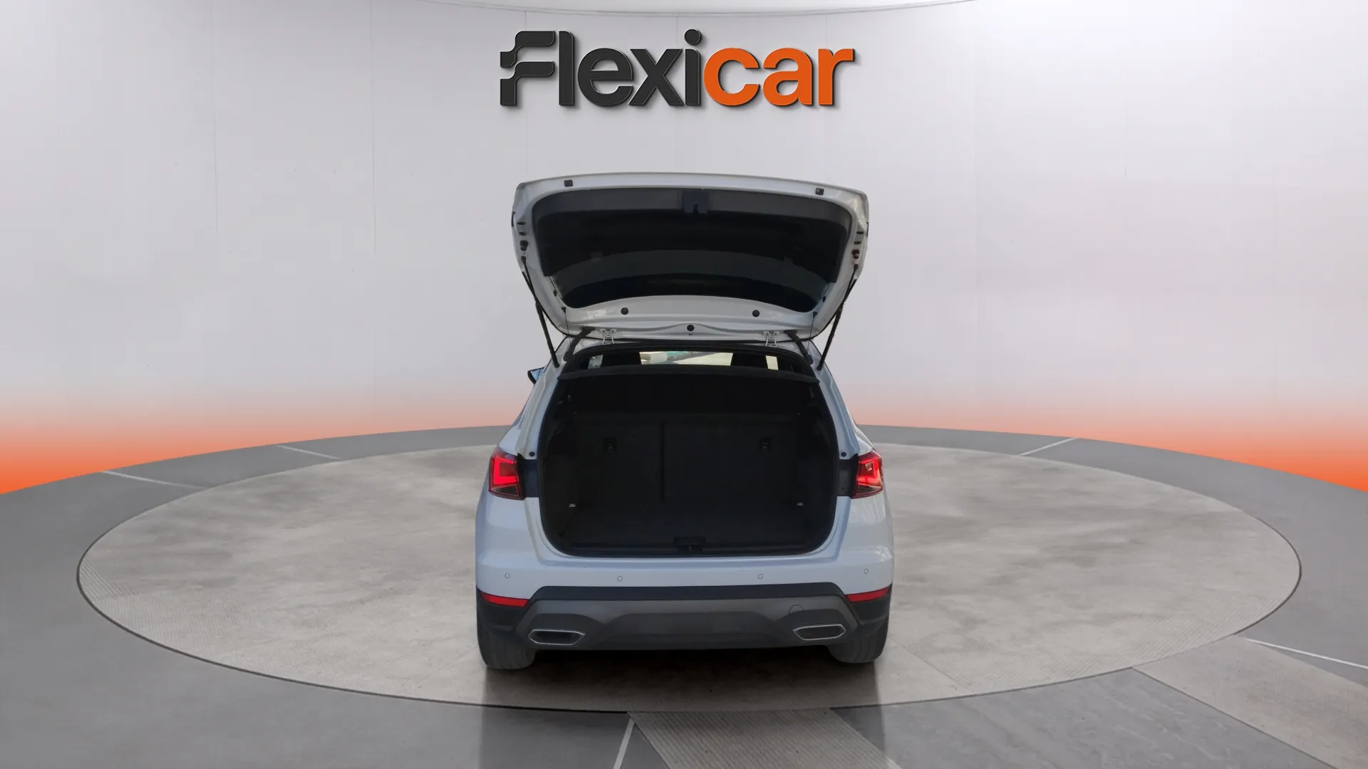 SEAT Arona 1.5 TSI DSG FR - foto 6