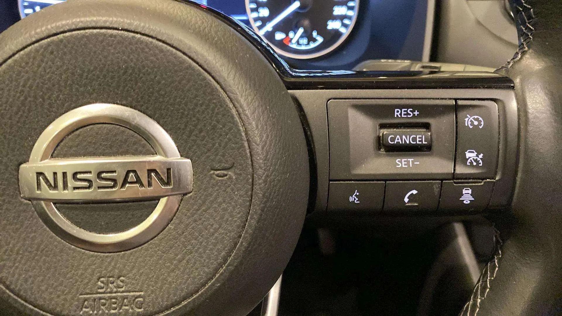 Nissan Qashqai DIG-T mHEV 4x2 Acenta - foto 13