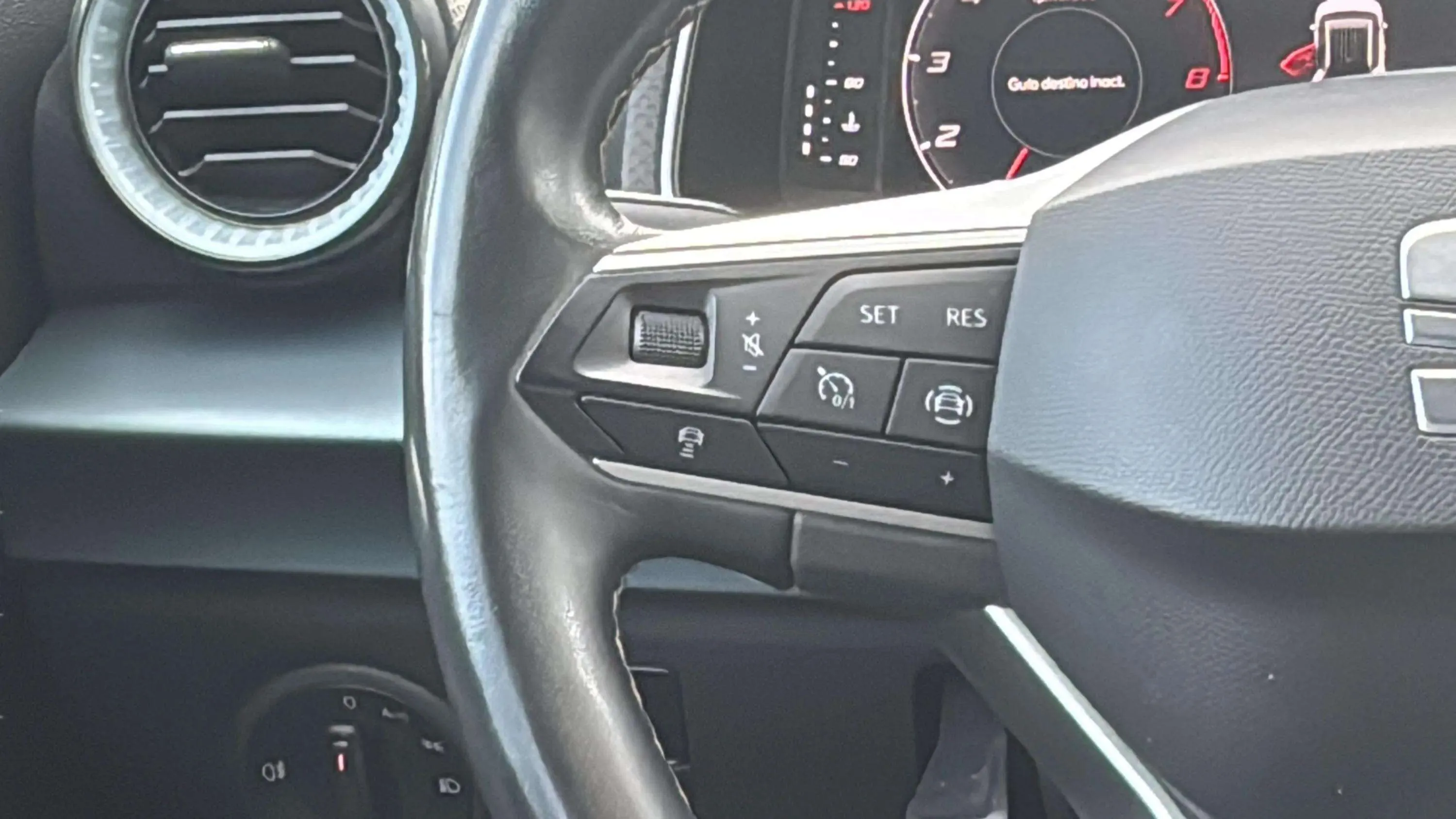 SEAT Arona 1.0 TSI DSG Xperience XL - foto 15