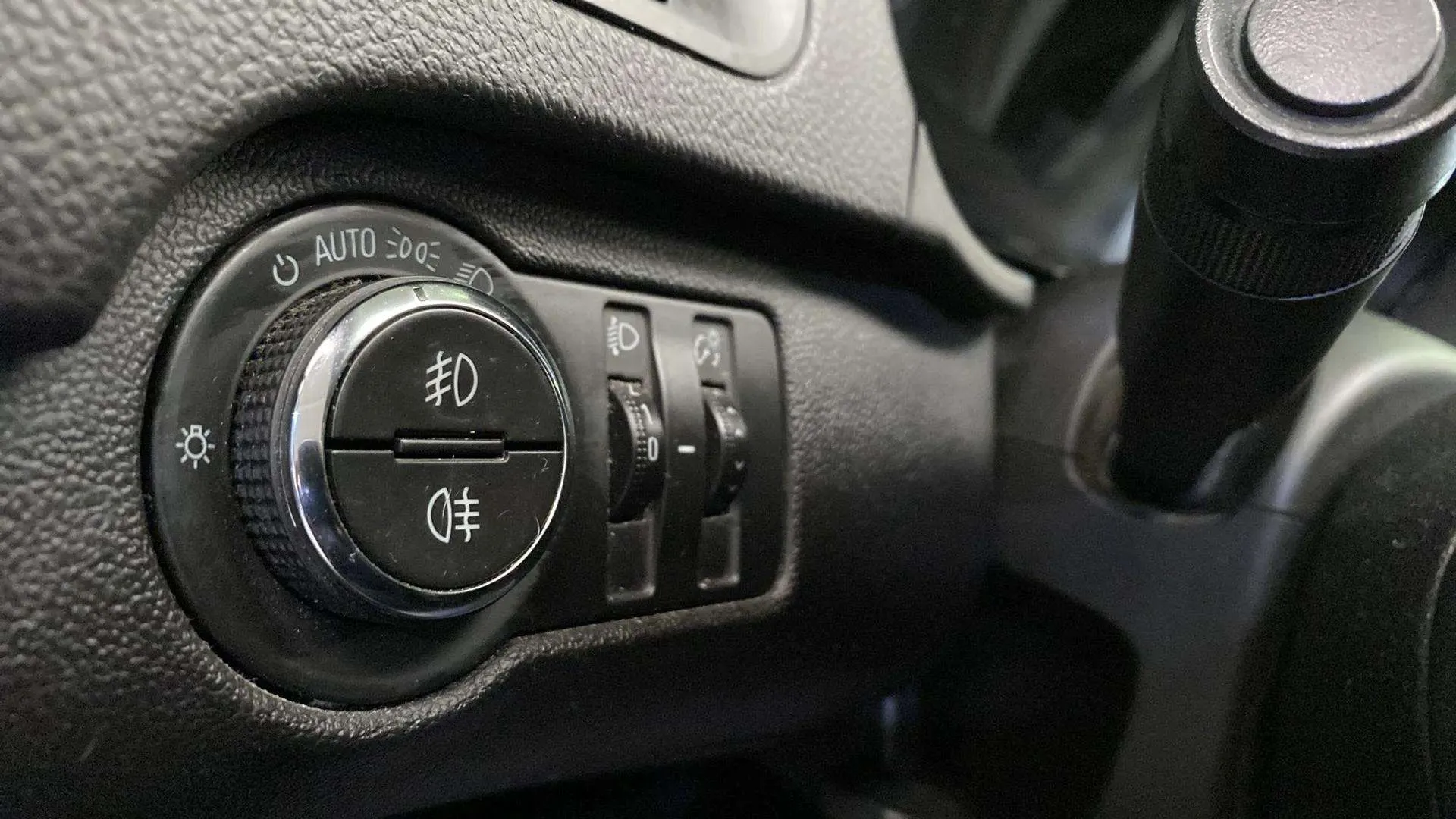 Opel Insignia 1.6 CDTI ecoFLEX 136 Business - foto 11