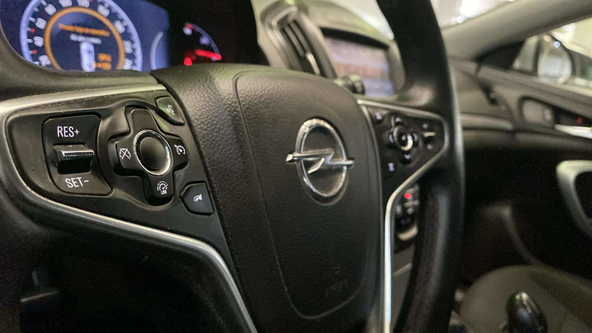 Opel Insignia 1.6 CDTI ecoFLEX 136 Business - foto 12