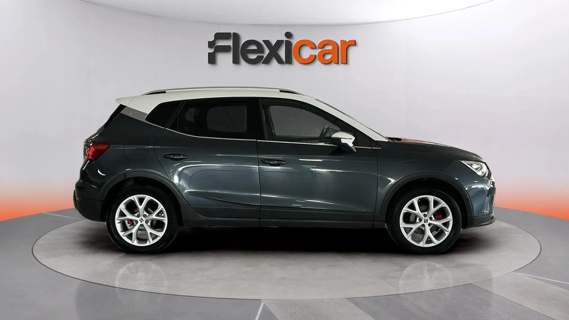 SEAT Arona 1.5 TSI DSG FR - foto 4