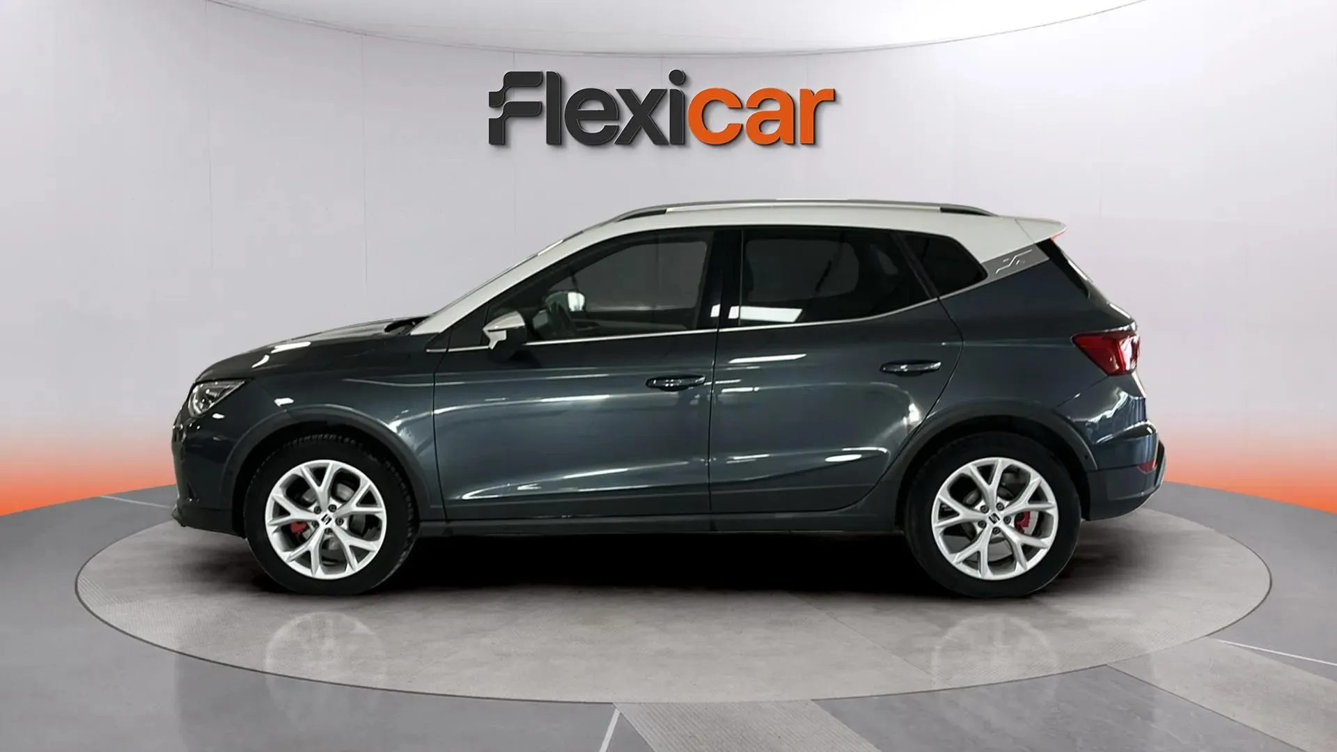 SEAT Arona 1.5 TSI DSG FR - foto 3