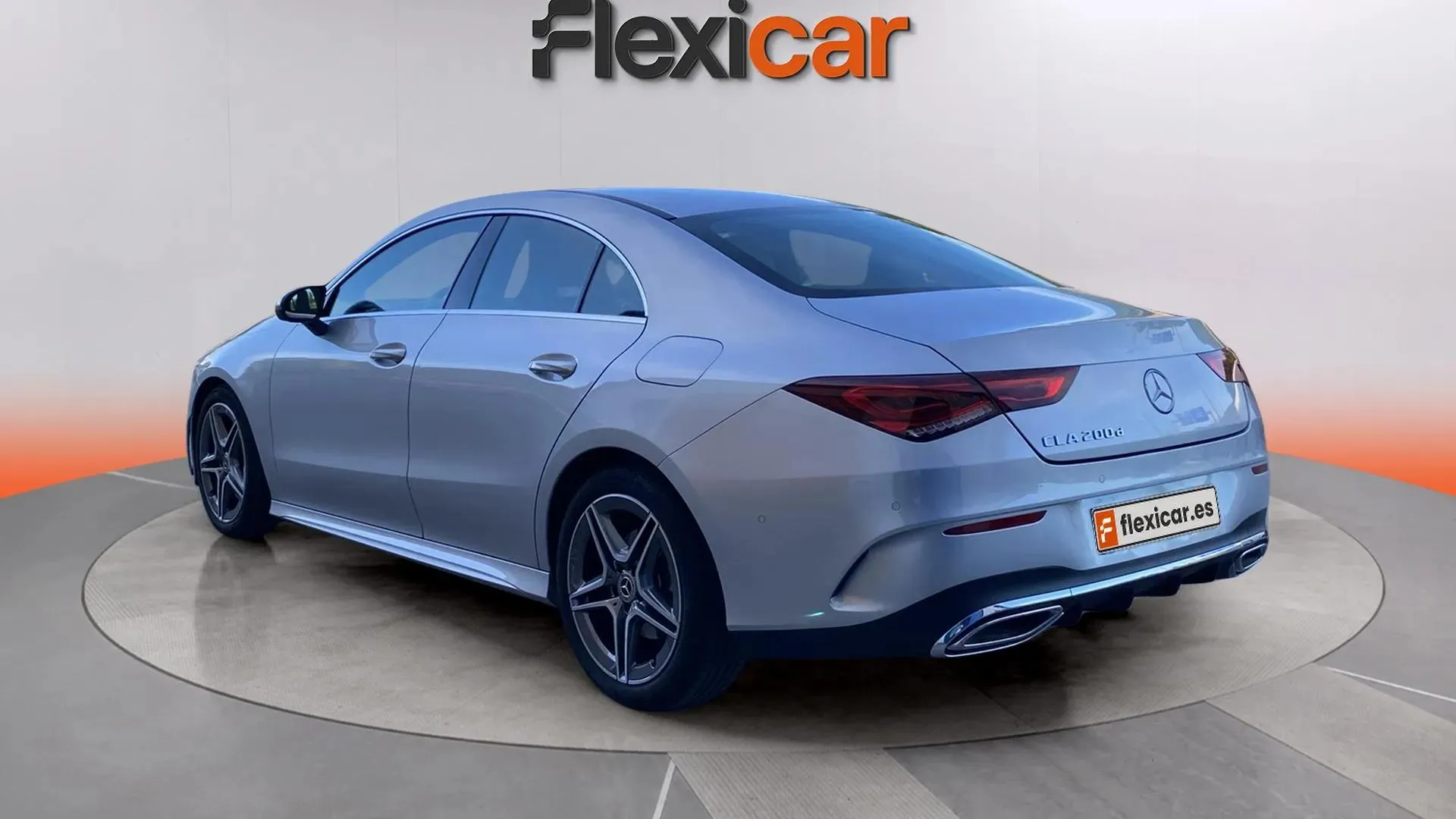 Mercedes-Benz CLA 200 D DCT - foto 8