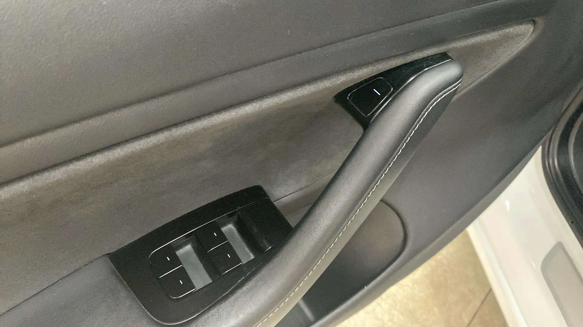 Tesla Model 3 Estándar Plus RWD - foto 18