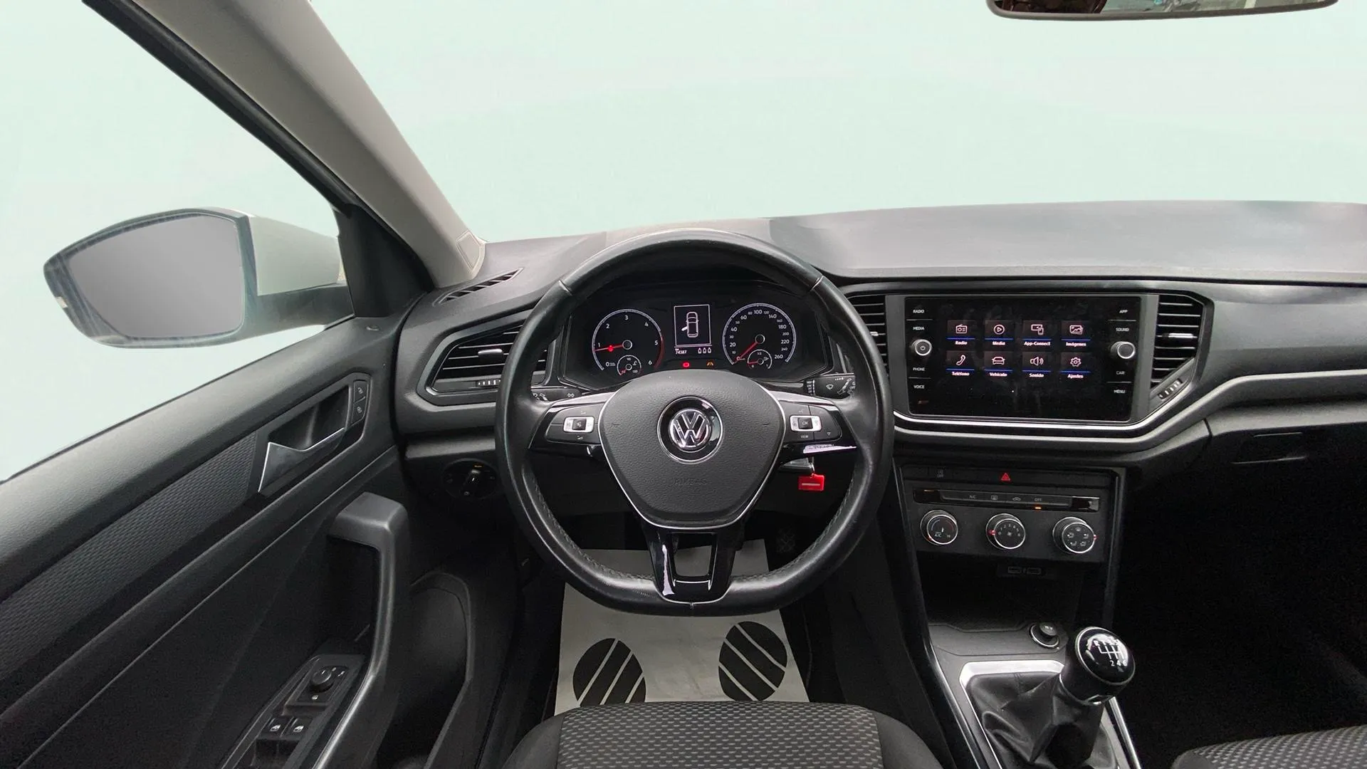 Volkswagen T-Roc Edition 1.6 TDI - foto 11