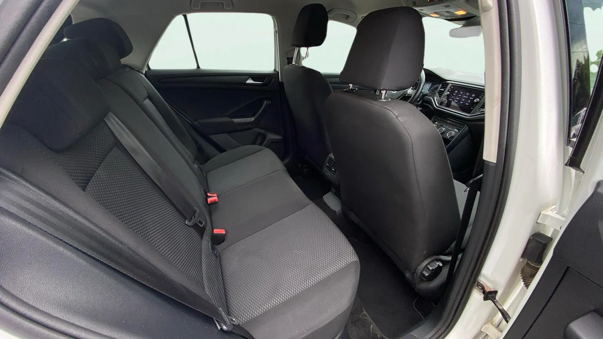 Volkswagen T-Roc Edition 1.6 TDI - foto 17