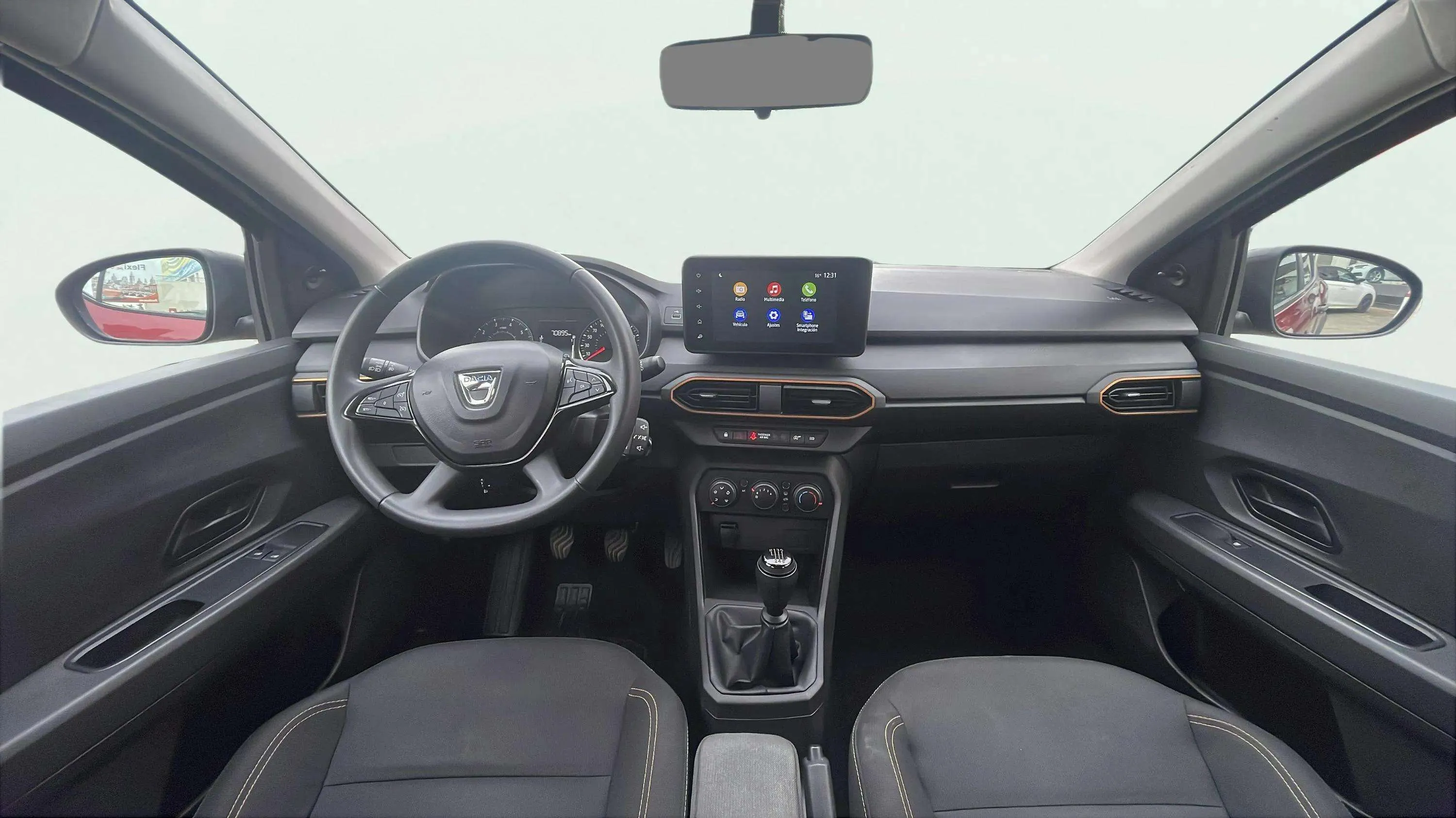 Dacia Sandero Stepway Essential TCe (90V) - foto 9