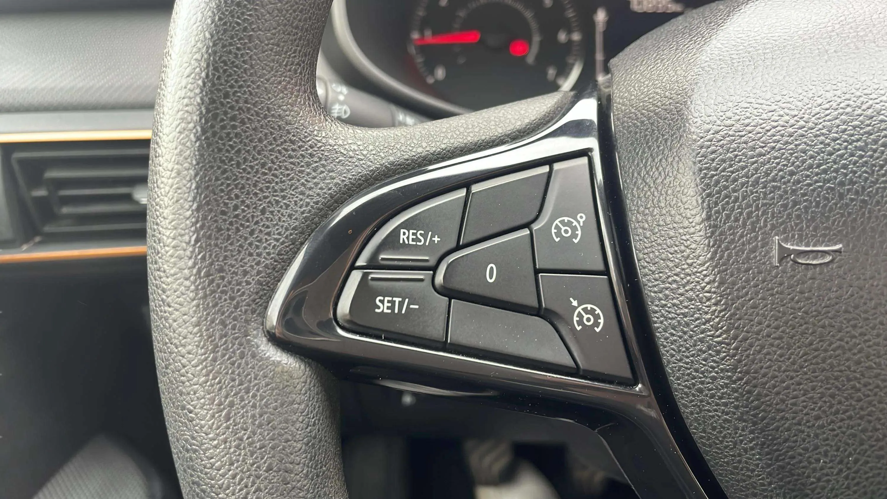 Dacia Sandero Stepway Essential TCe (90V) - foto 11