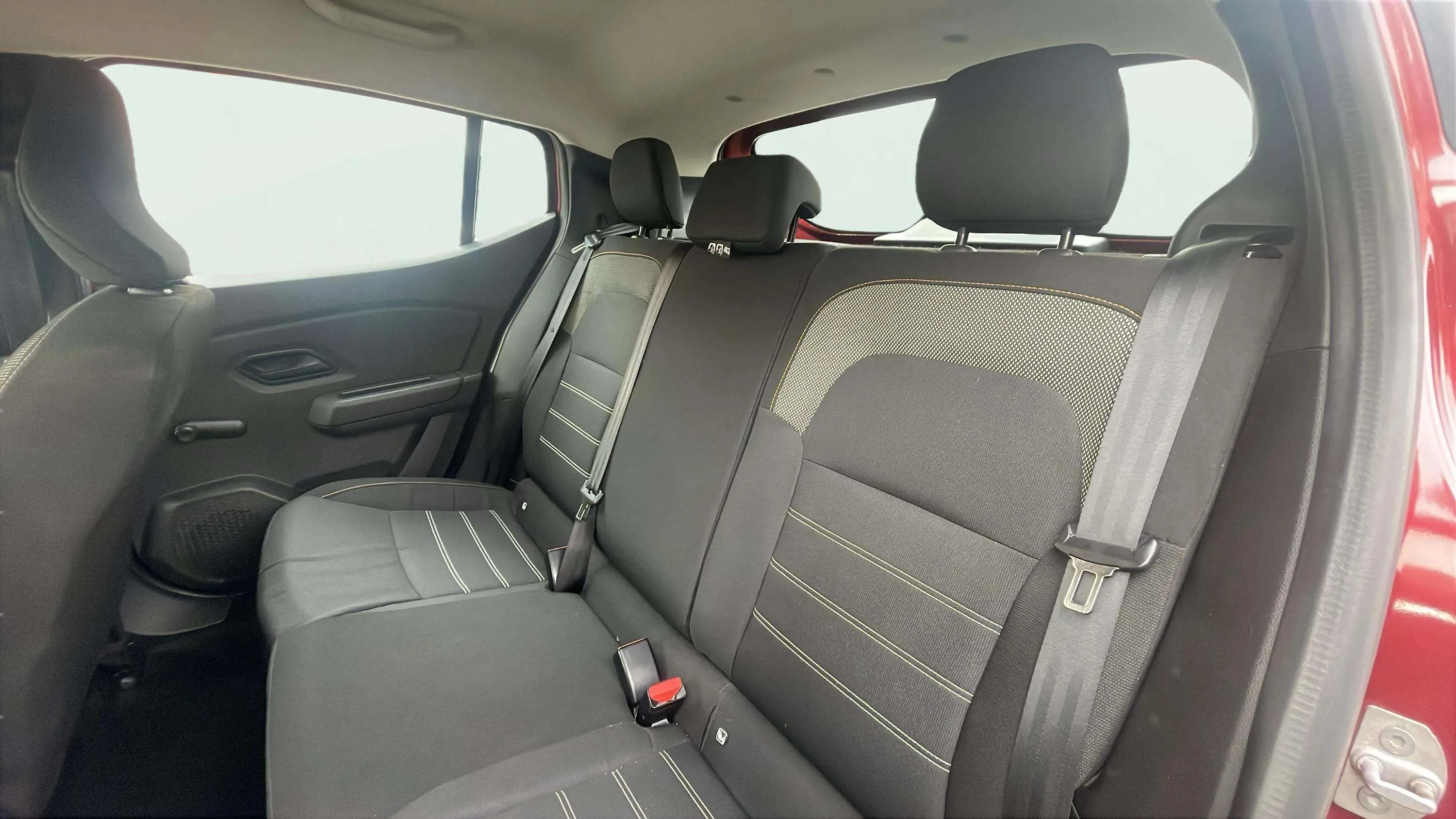 Dacia Sandero Stepway Essential TCe (90V) - foto 22