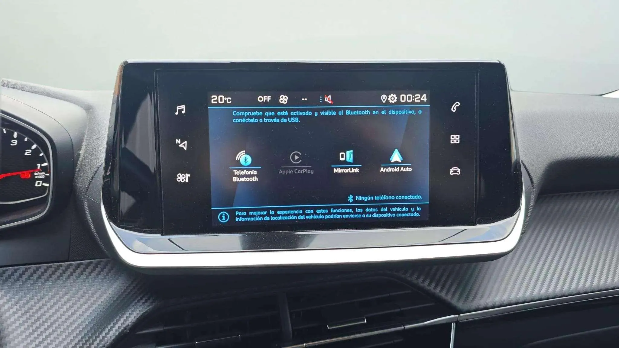 Peugeot 2008 Active PureTech 100 BVM6 - foto 19