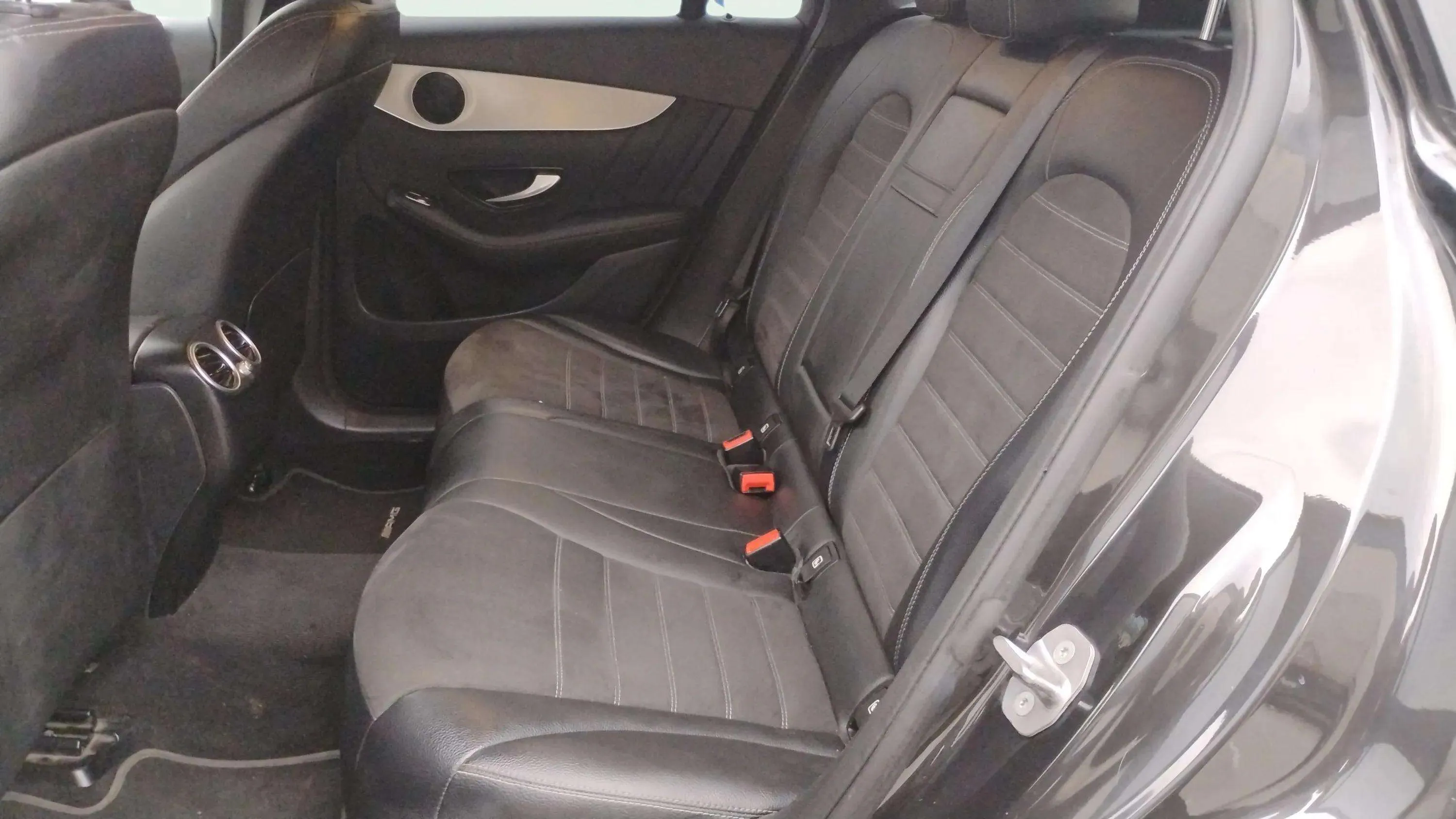 Mercedes-Benz GLC 200 4MATIC - foto 18