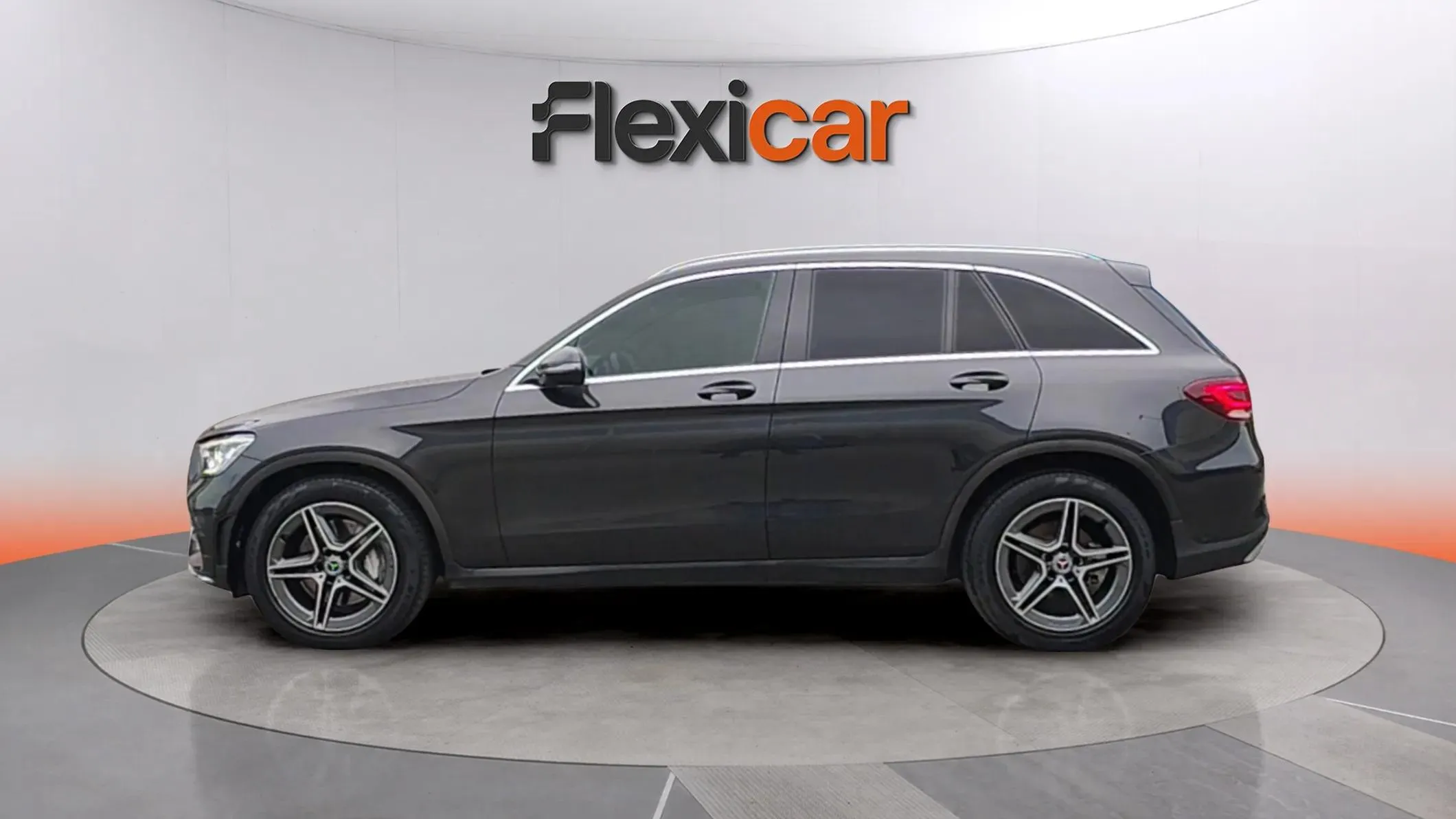 Mercedes-Benz GLC 200 4MATIC - foto 4