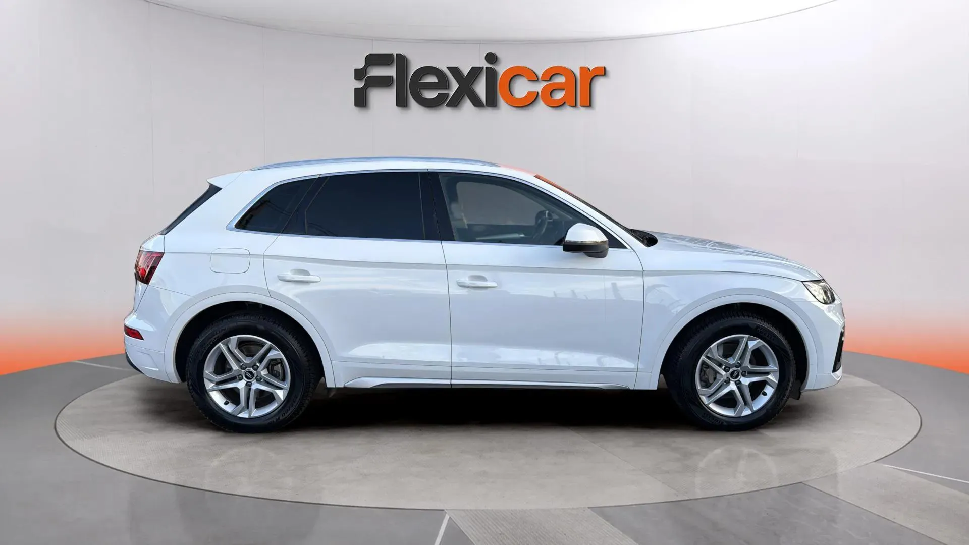 Audi Q5 35 TDI S tronic - foto 8
