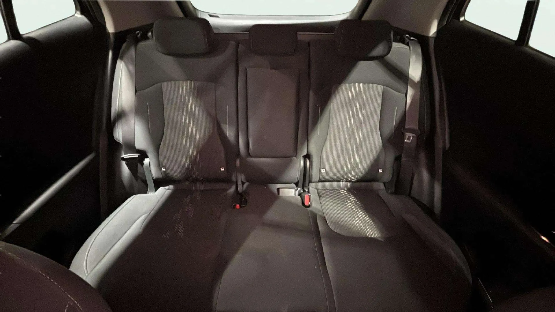 Kia Sportage 1.6 T-GDi HEV Drive 4x2 - foto 21